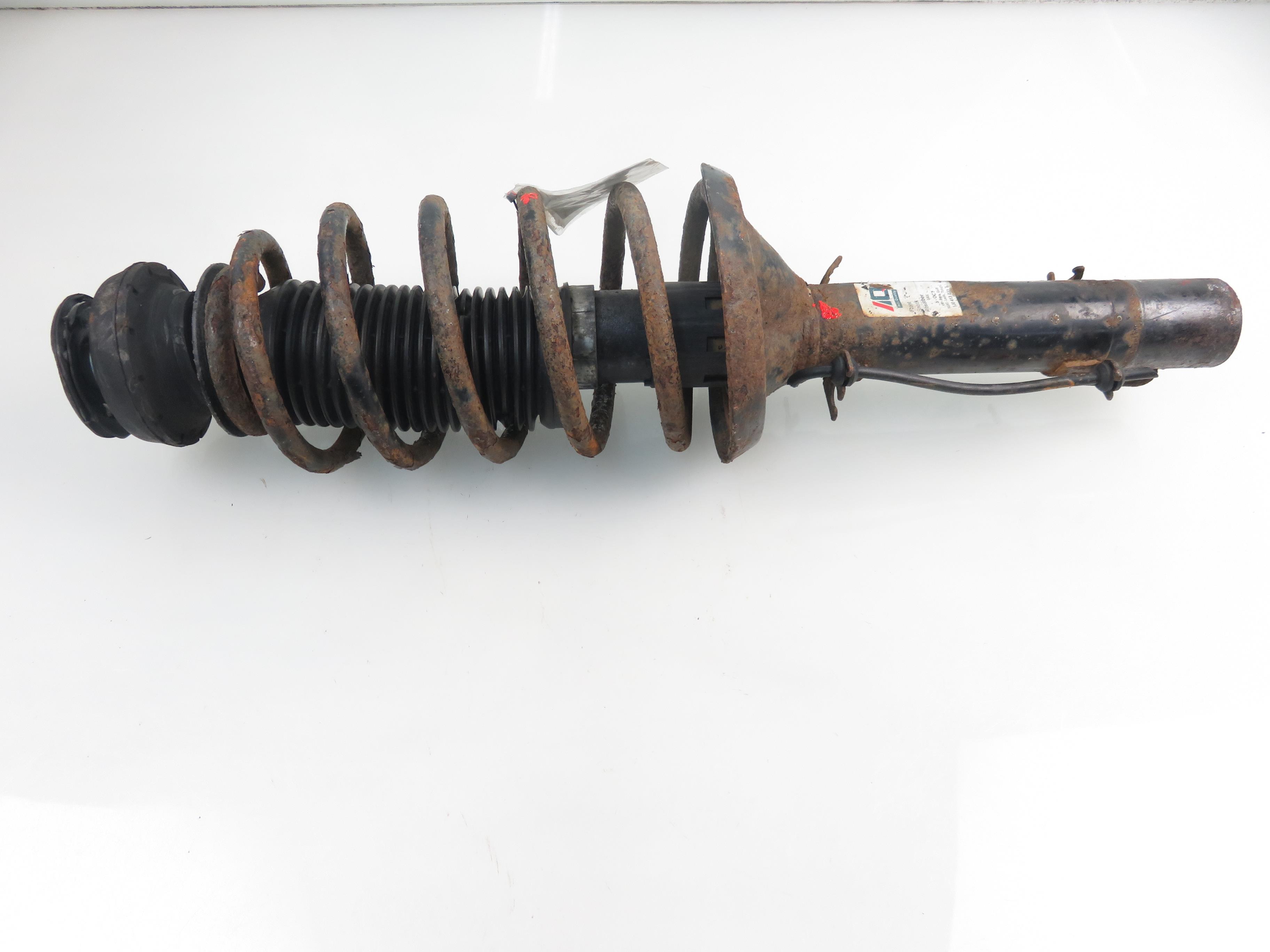 VOLKSWAGEN Bora 1 generation (1998-2005) Front Right Shock Absorber 1J0413031T 21930543