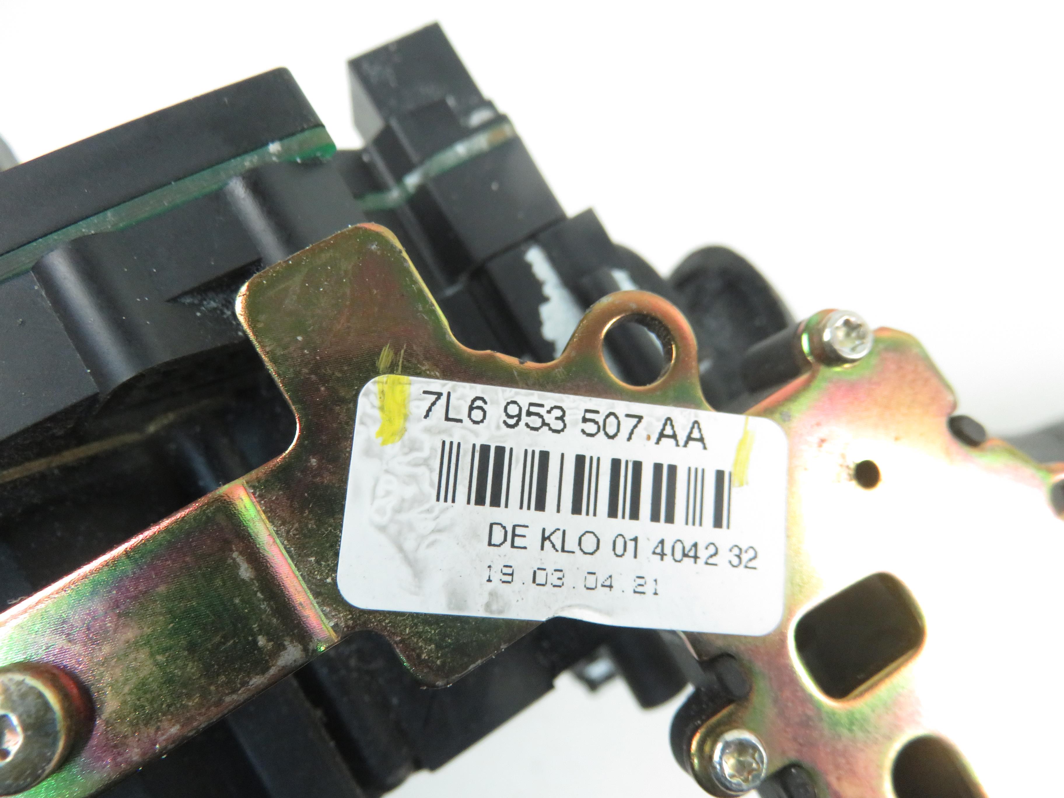 VOLKSWAGEN Touareg 1 generation (2002-2010) Switches 7L6953503, 7L6953507AA, 7L6953549D 21931198