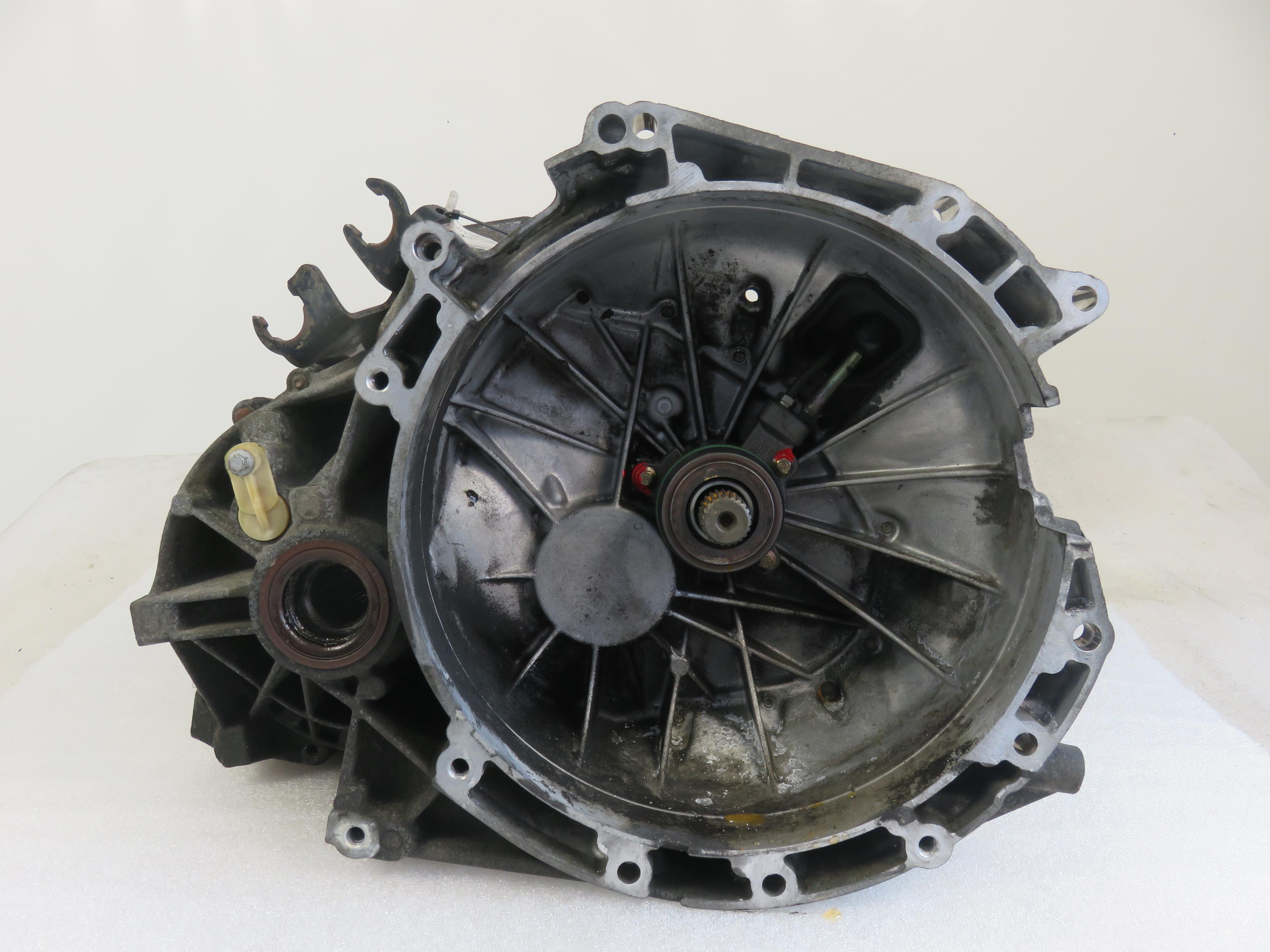 FORD Mondeo 3 generation (2000-2007) Gearbox 4S7R7002BA 18136781