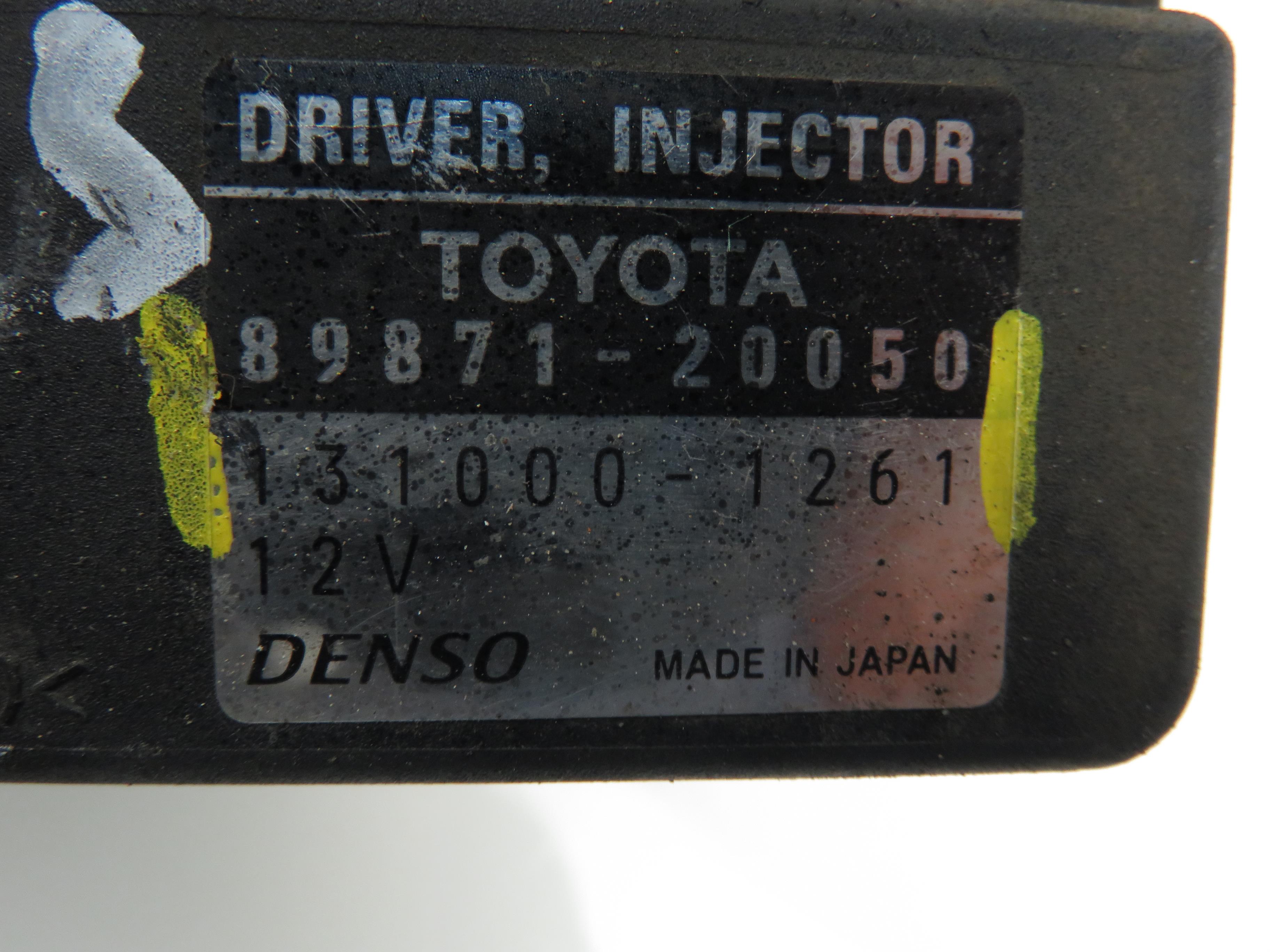 TOYOTA Corolla E120 (2000-2008) Управление на горивната помпа 1310001261 22023132