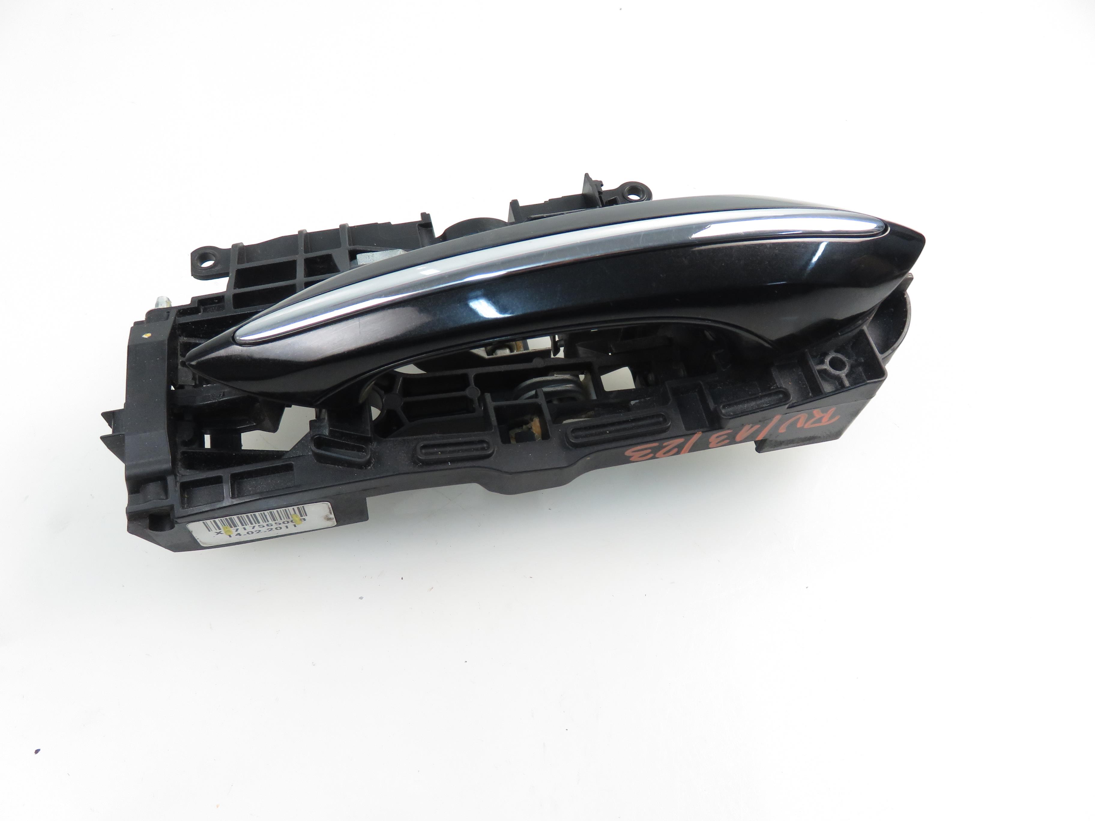 BMW 5 Series F10/F11 (2009-2017) Front Right Door Exterior Handle 7175650 21857326