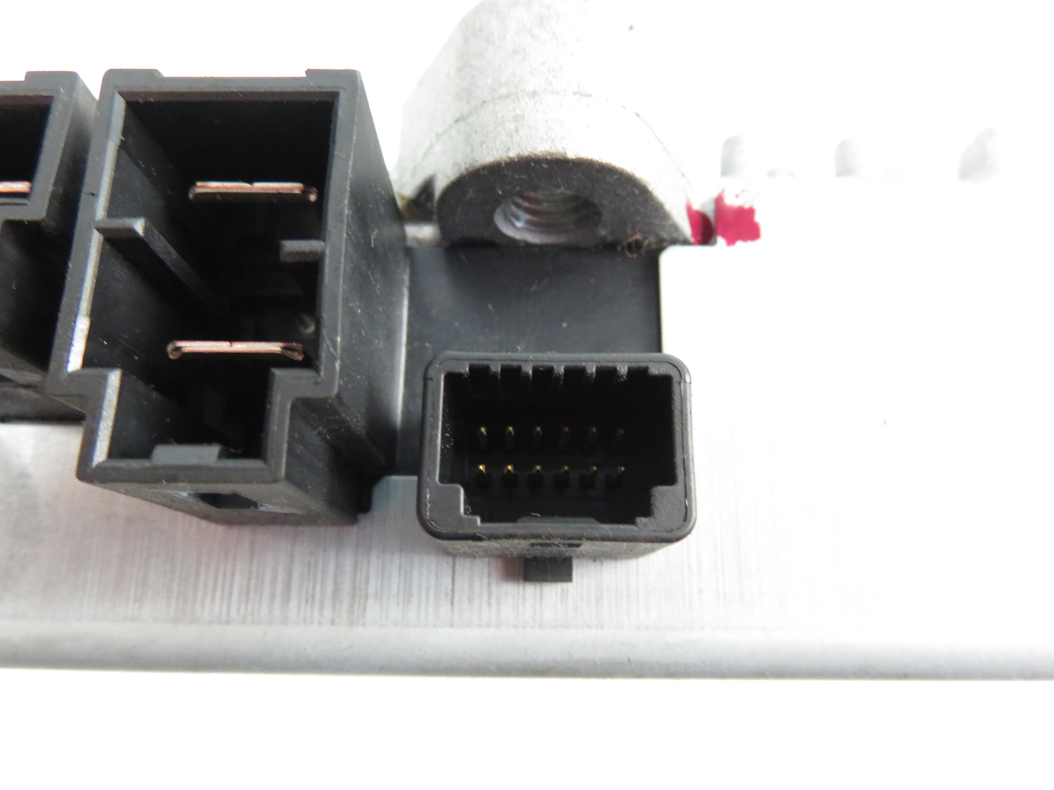 MITSUBISHI Lancer X (2007-2020) Fan Relay 8633A032 17937809