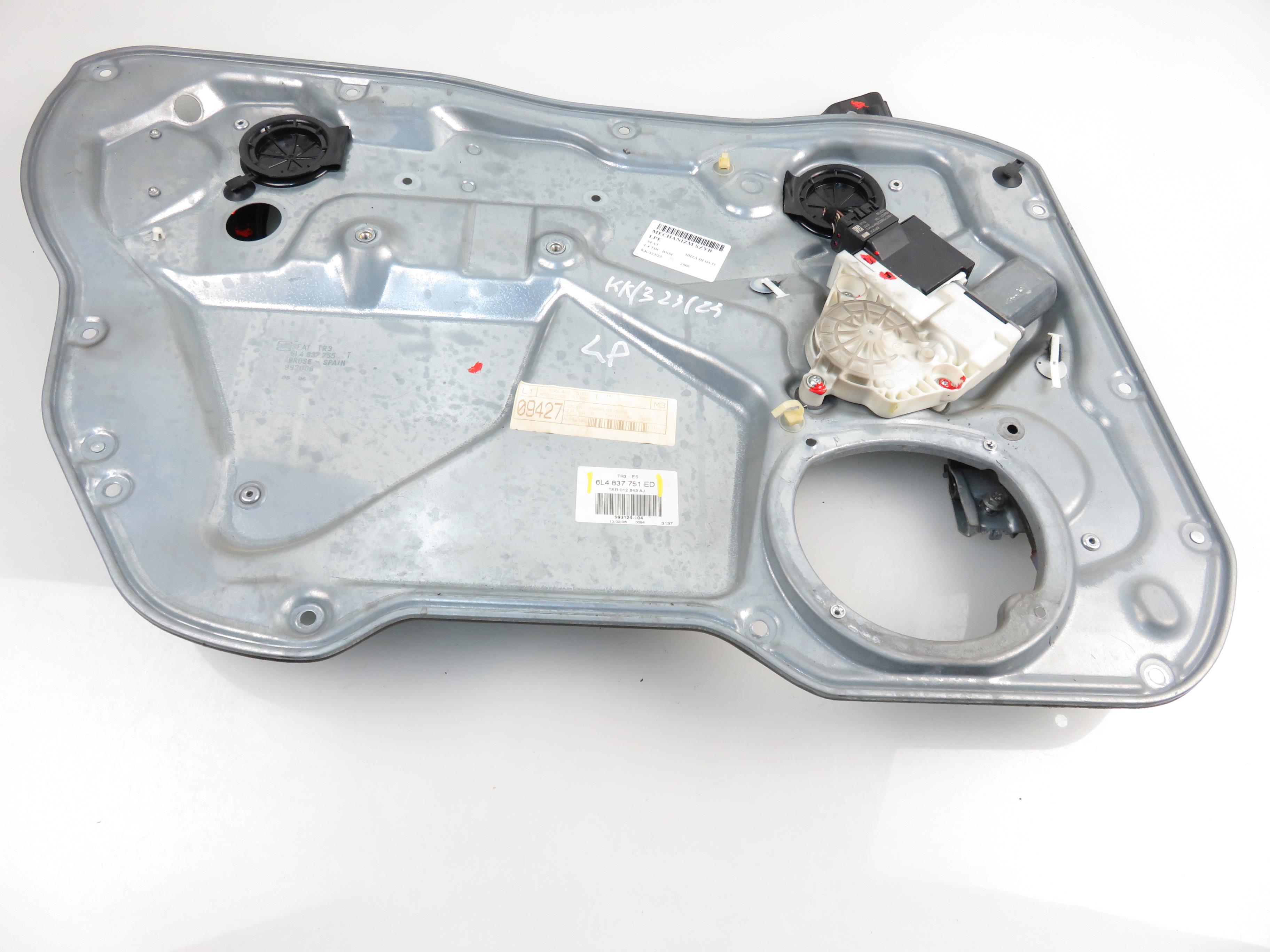 SEAT Ibiza 3 generation (2002-2008) Lève-vitre de porte avant gauche 6L4837751ED 22276130