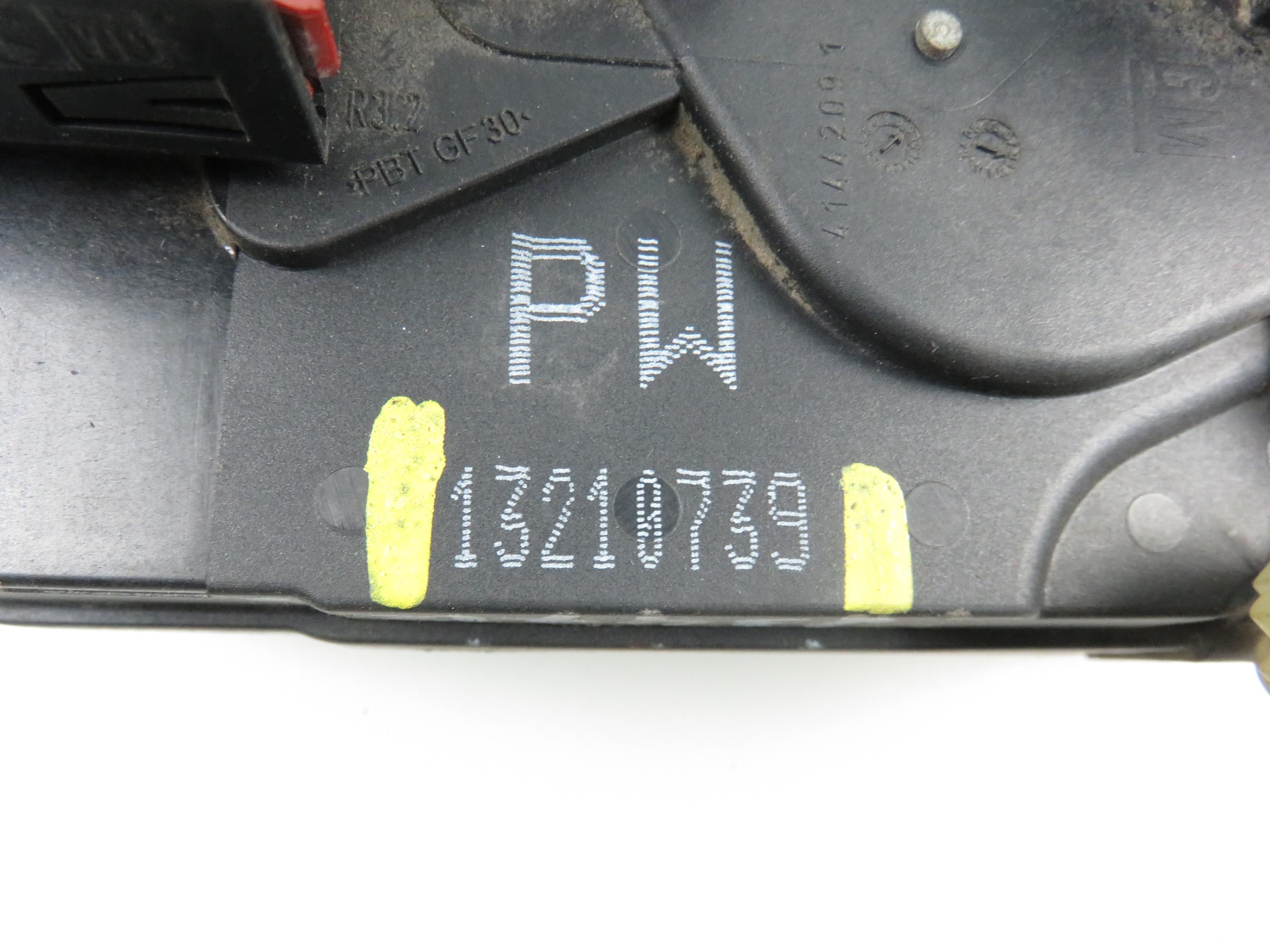 OPEL Astra H (2004-2014) Замок задней правой двери 13210739 18095653