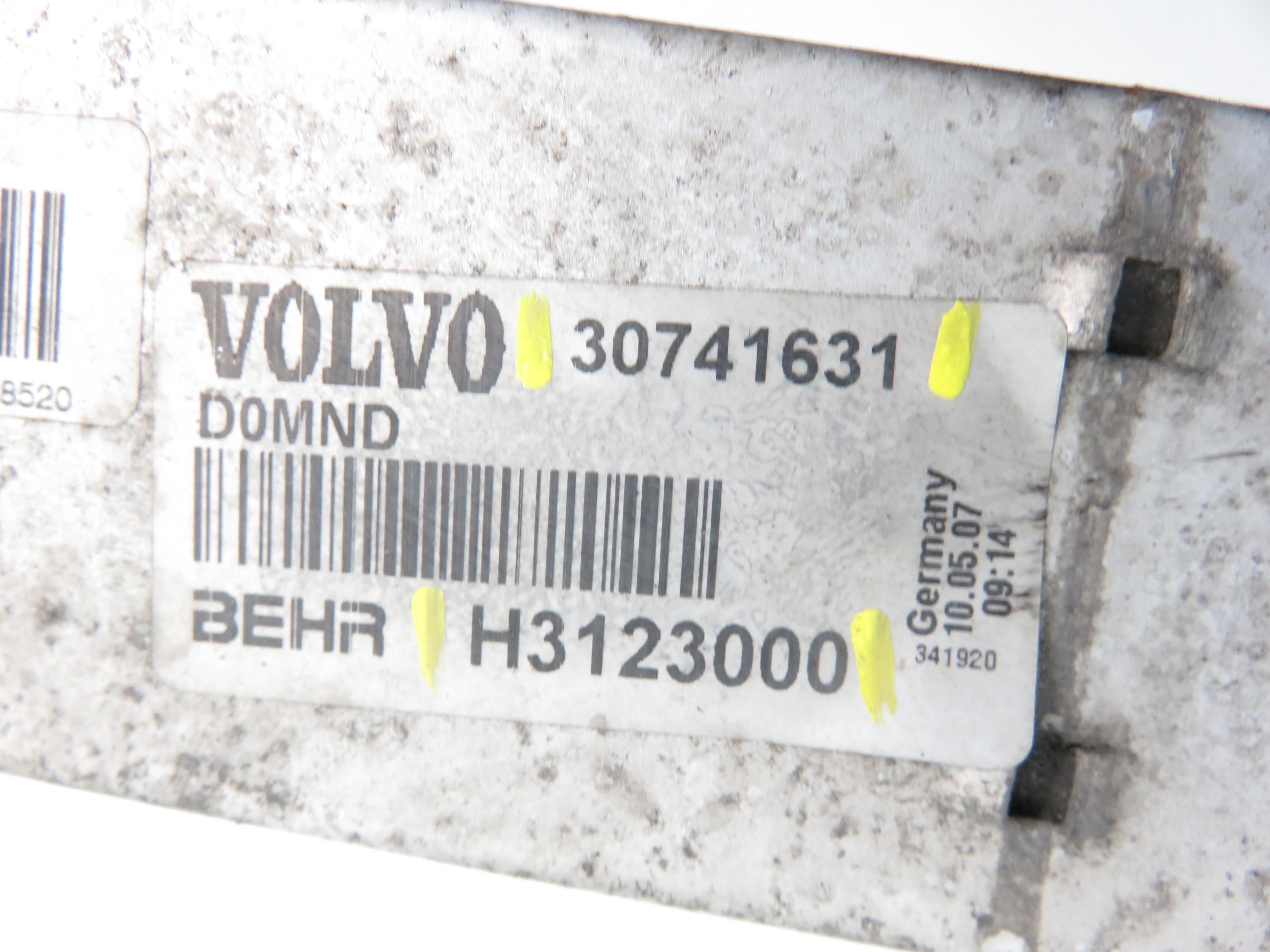 VOLVO V50 1 generation (2003-2012) Радиатор интеркулера 30741631, H3123000, 0261230106 18136667