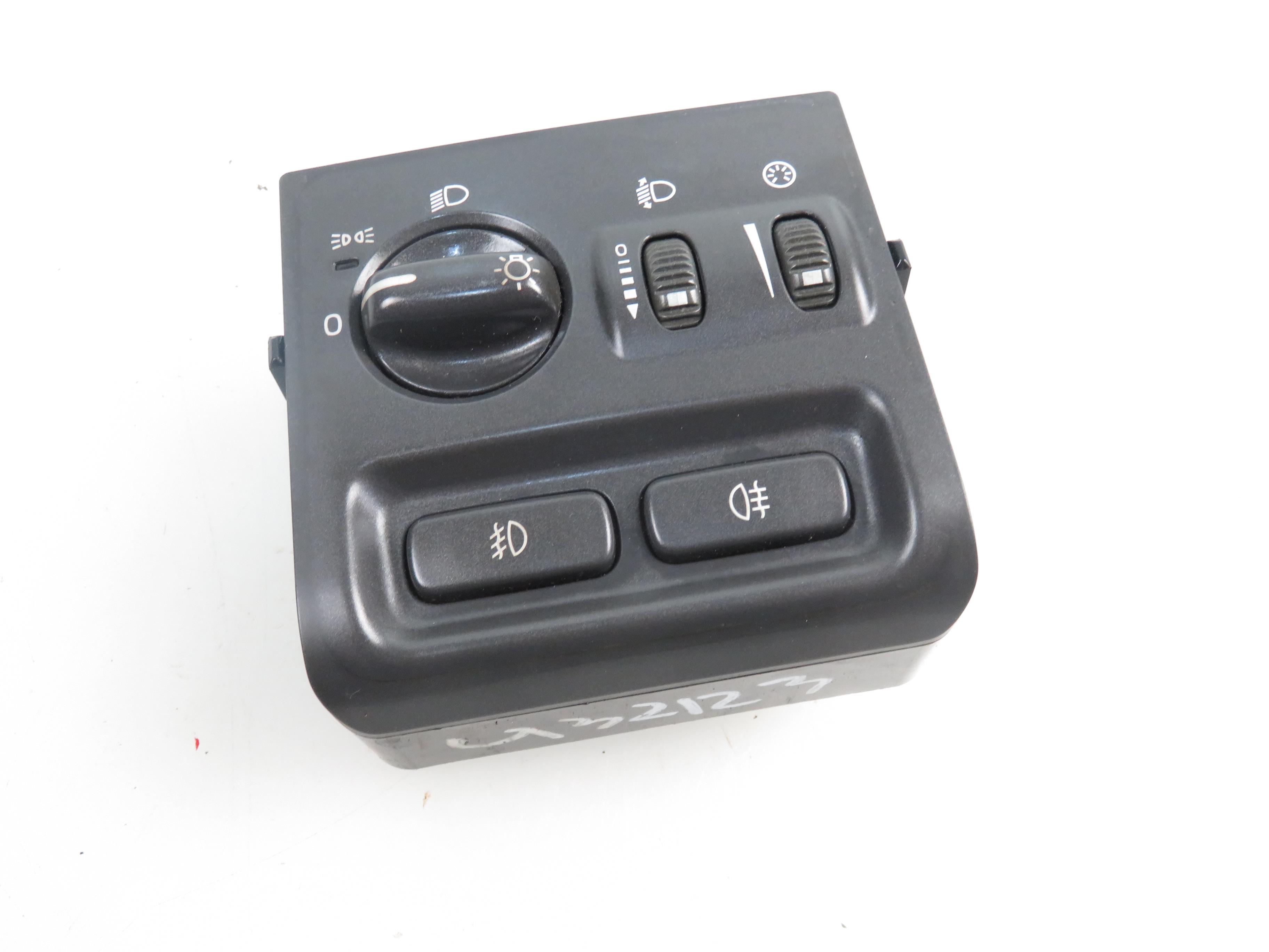 VOLVO V40 1 generation (1996-2004) Headlight Switch Control Unit 30613945 21232503