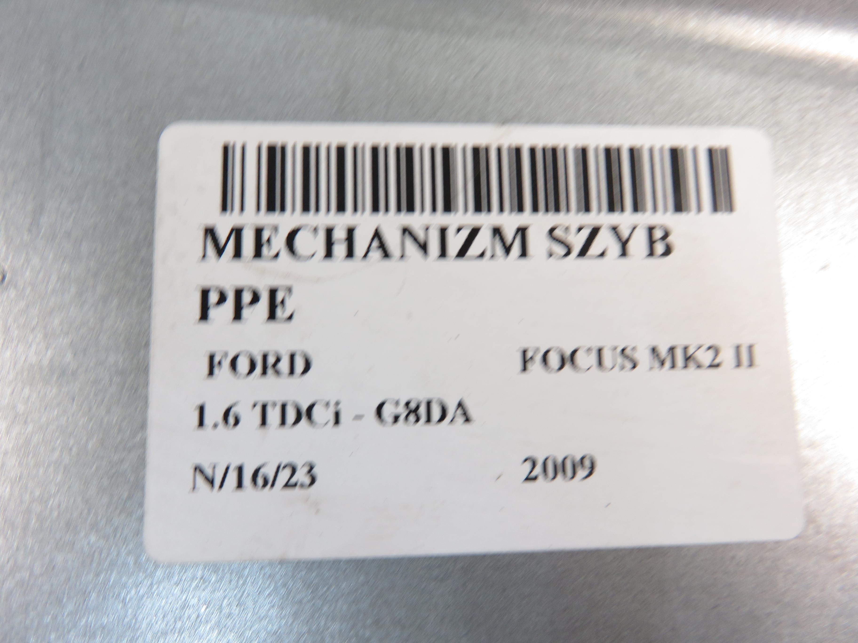 FORD Focus 2 generation (2004-2011) Priekinių dešinių durų stiklo pakelėjas 7M51A203A28DB 20781266