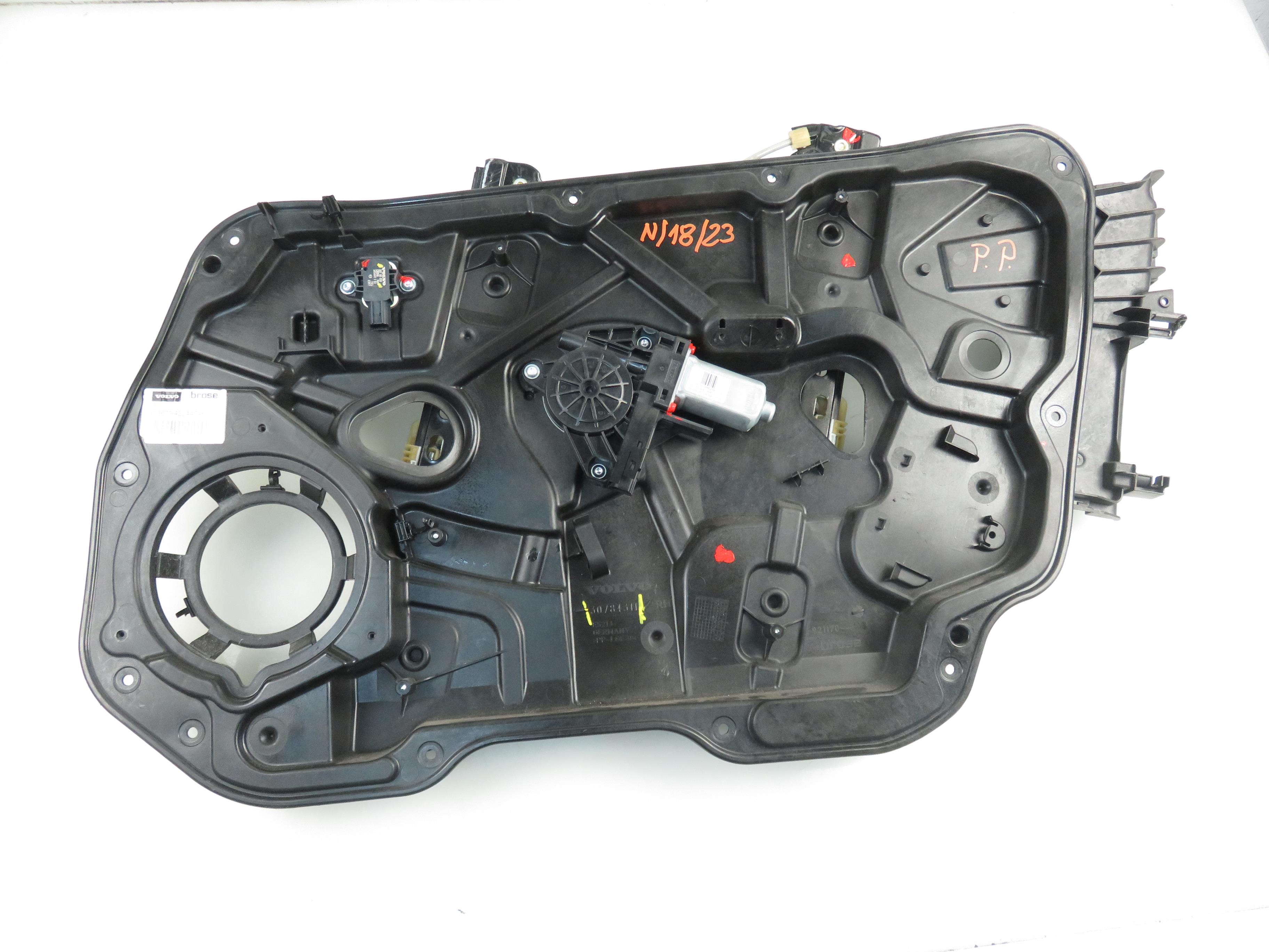 VOLVO V60 1 generation (2010-2020) Ridicător de geam ușă dreapta față 30784311, 30798030 20781270