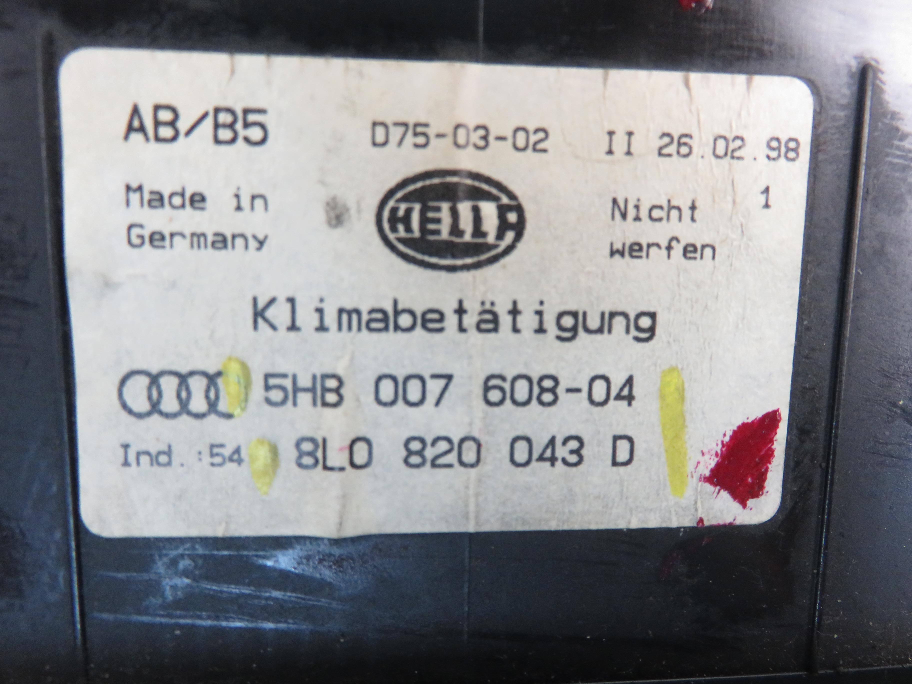 AUDI A3 8L (1996-2003) Klimakontrolenhed 8L0820043D,5HB00760804 21837186