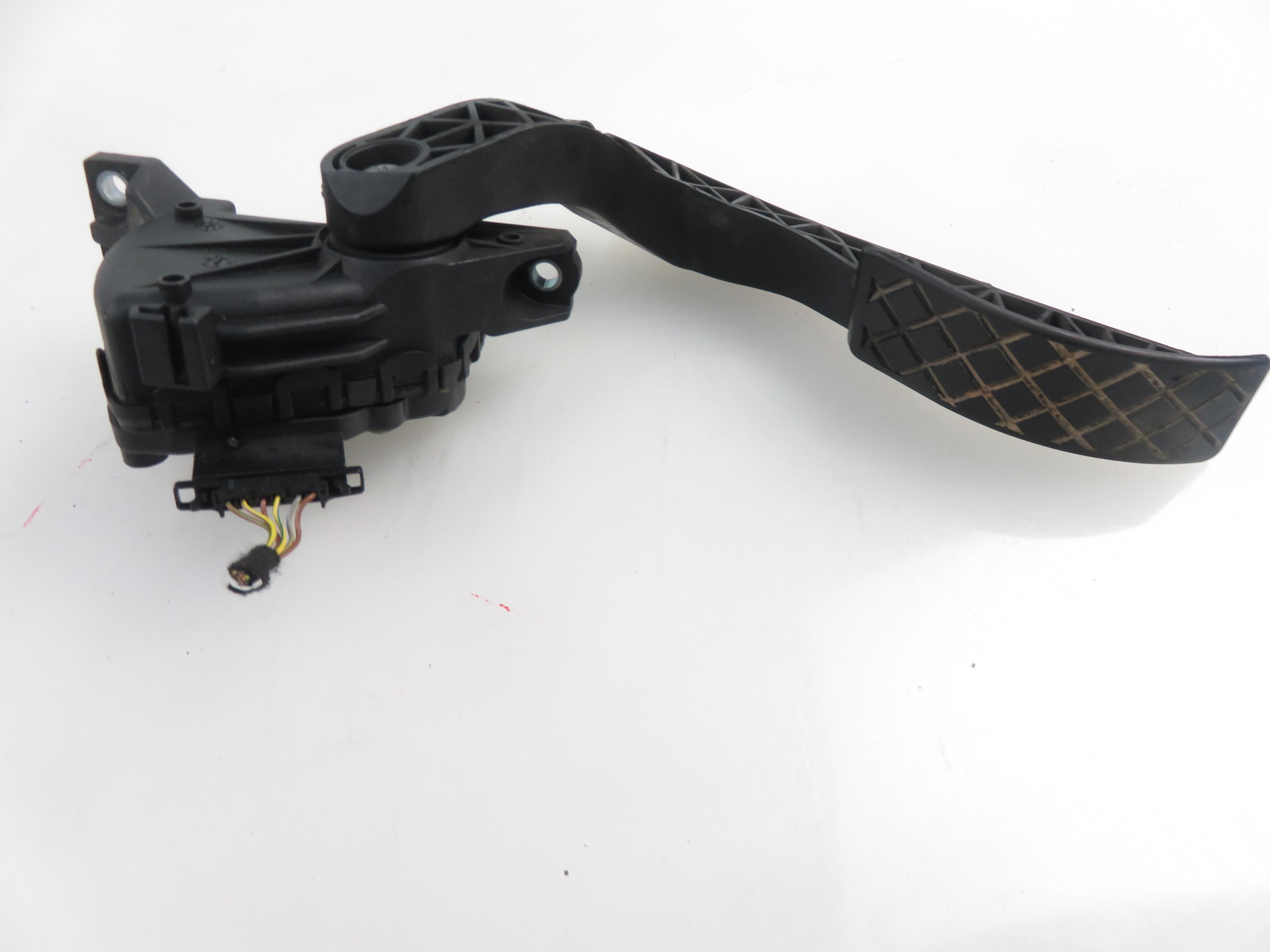 AUDI A4 B7/8E (2004-2008) Throttle Pedal 8E1723523G, 6PV00837506 21837215