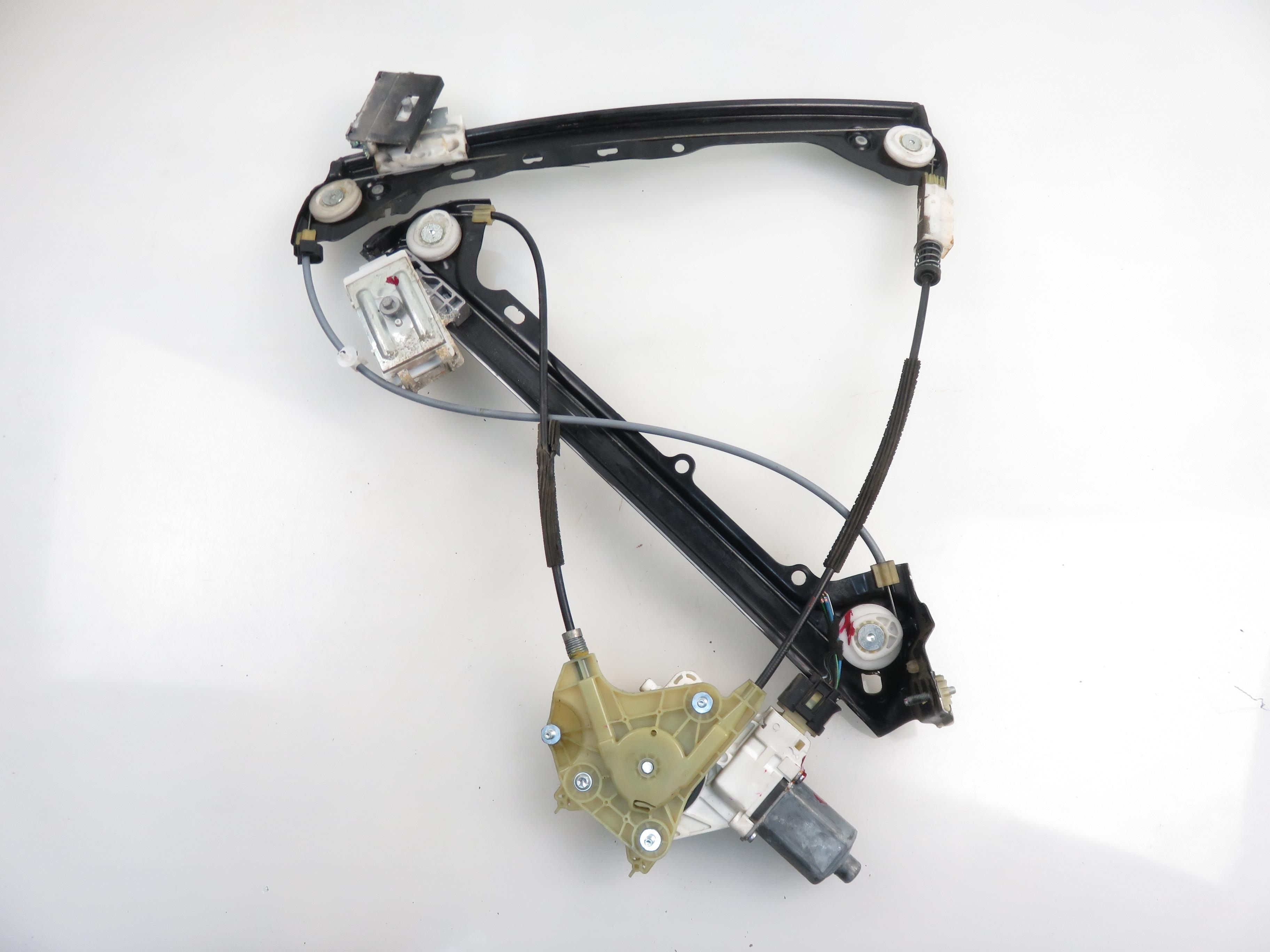 BMW 3 Series E90/E91/E92/E93 (2004-2013) Ridicător de geam ușă dreapta față 7193456 21858499