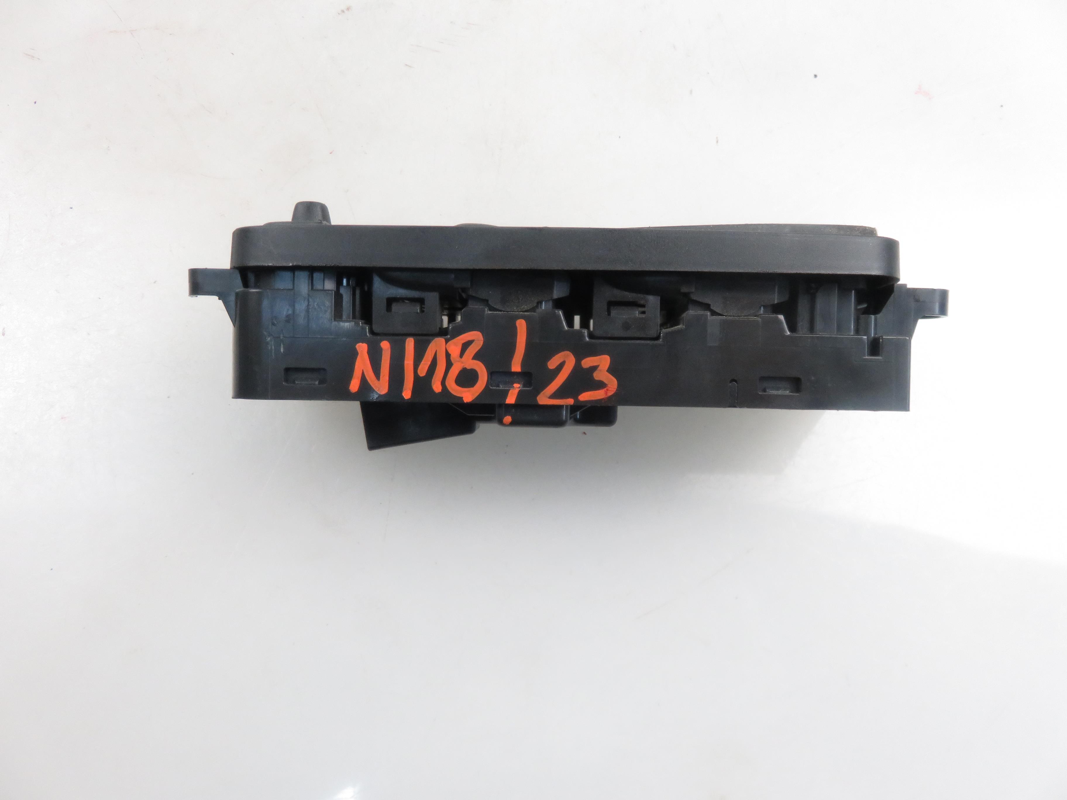 VOLVO V60 1 generation (2010-2020) Front Left Door Window Switch 31334346 22021502