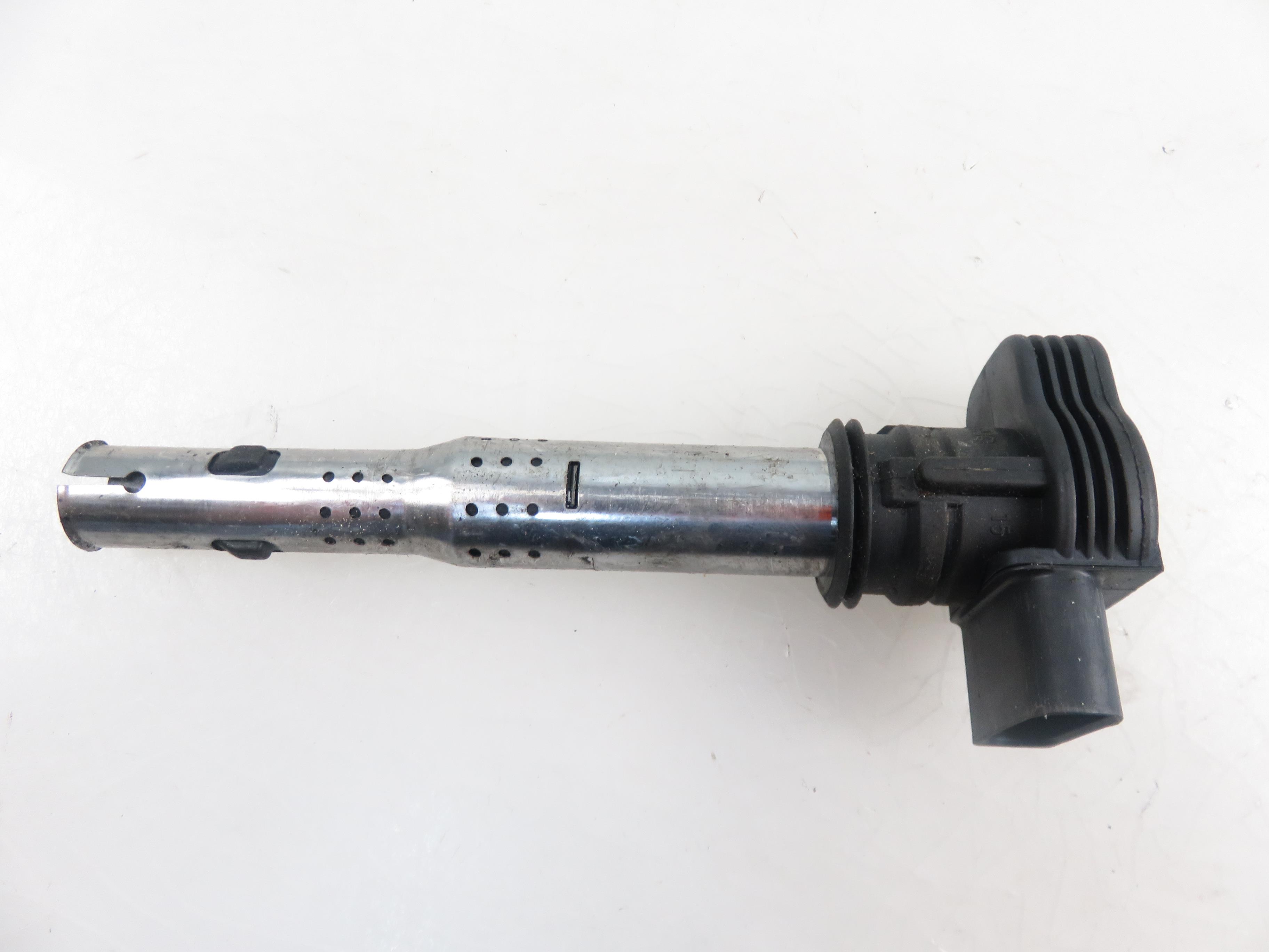 AUDI A6 C6/4F (2004-2011) High Voltage Ignition Coil R0702S00300, U5015 21836675