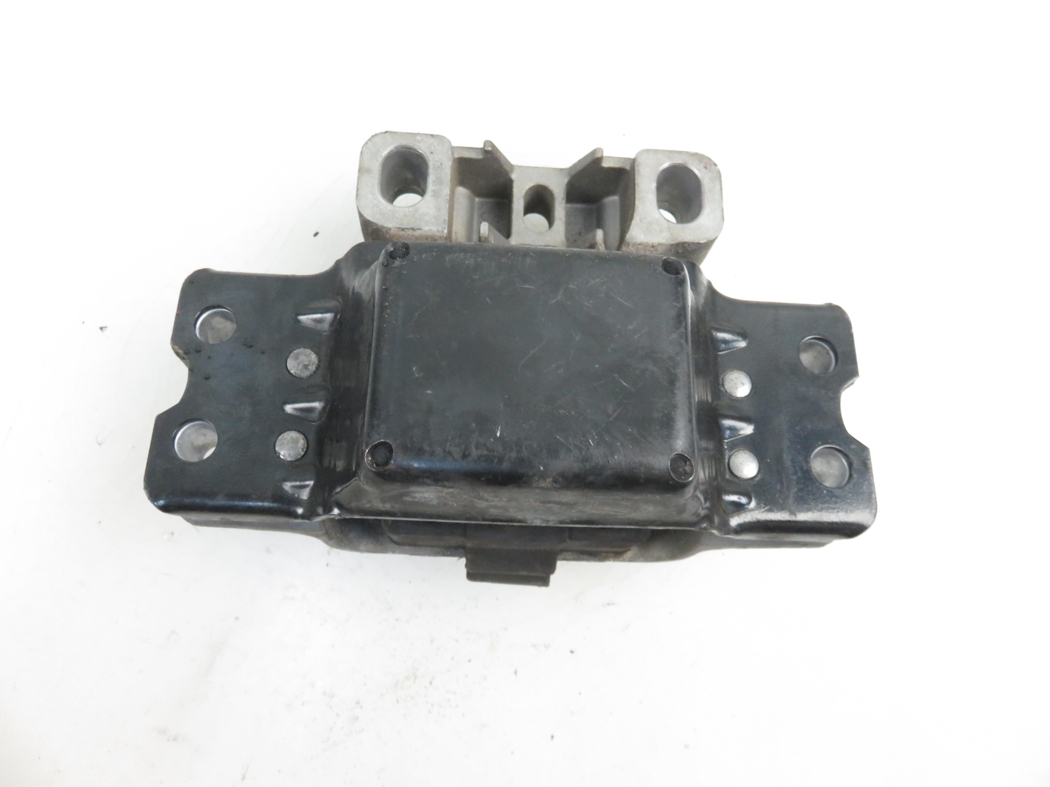 VOLKSWAGEN Passat B6 (2005-2010) Gearbox Mount 3C0199555P 21931431