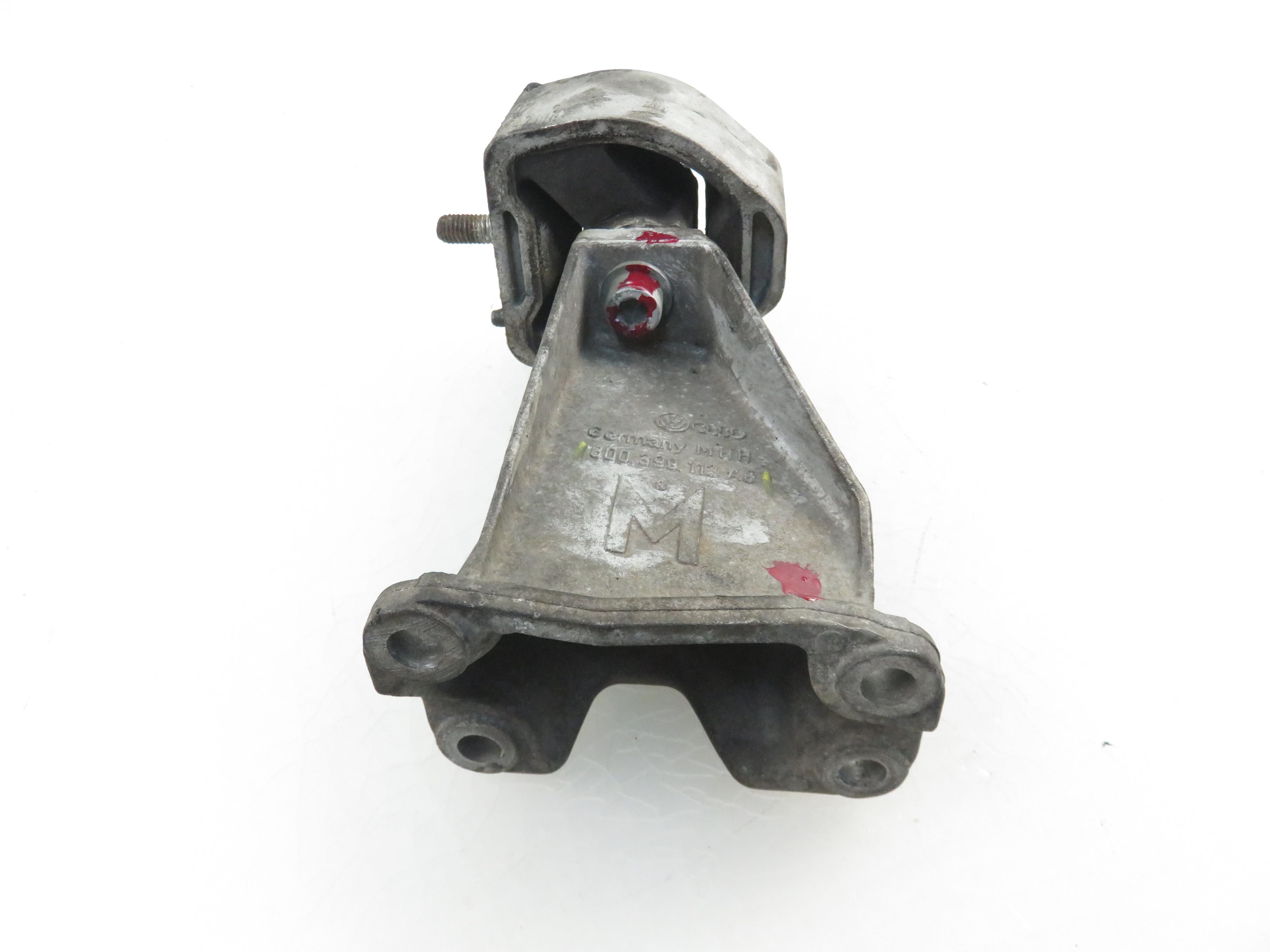 AUDI A4 B5/8D (1994-2001) Кронштейн крепления коробки передач 8D0399113AB 21837278