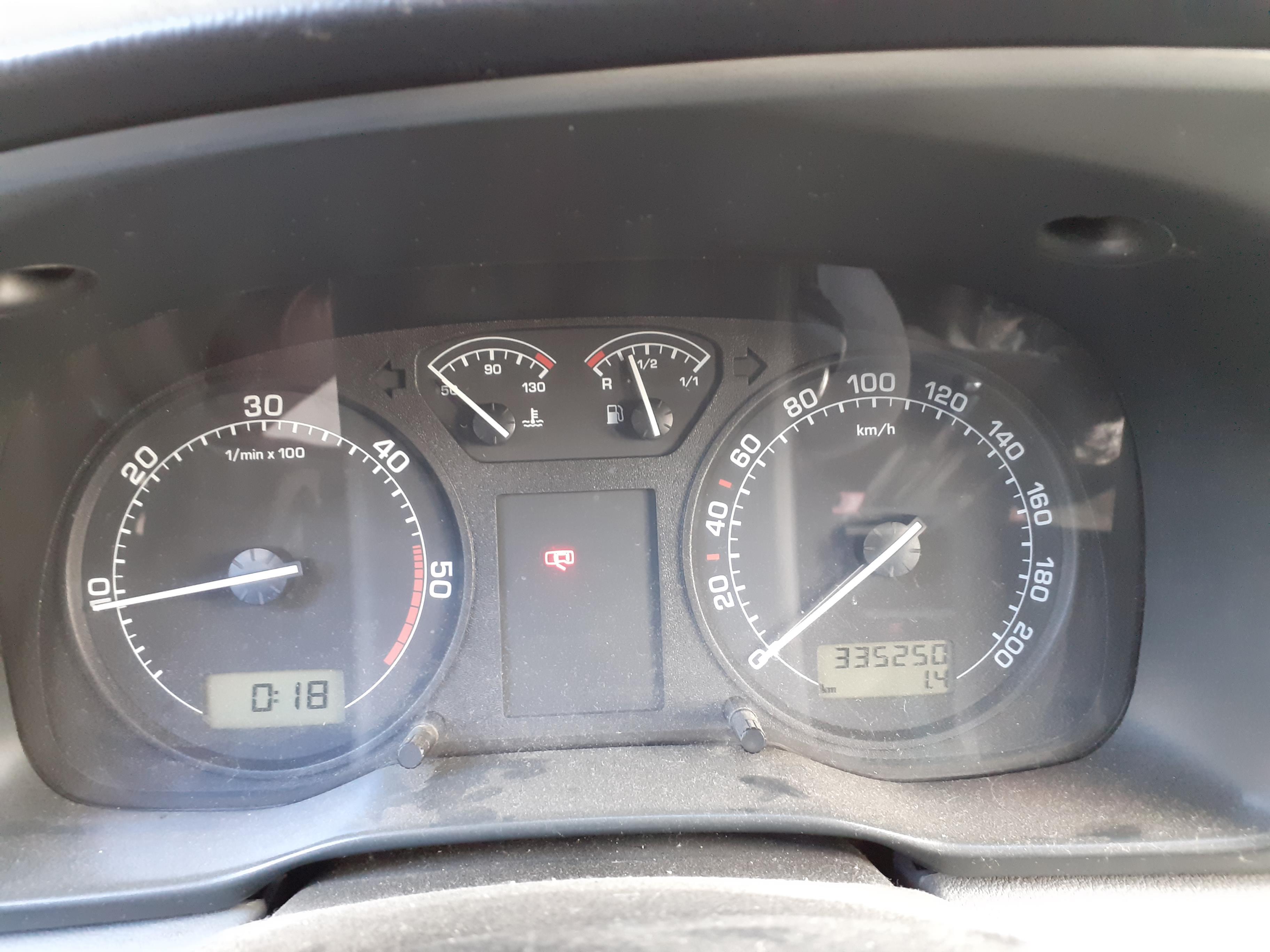 SKODA Octavia 1 generation (1996-2010) Speedometer 1U0920801E 20418875