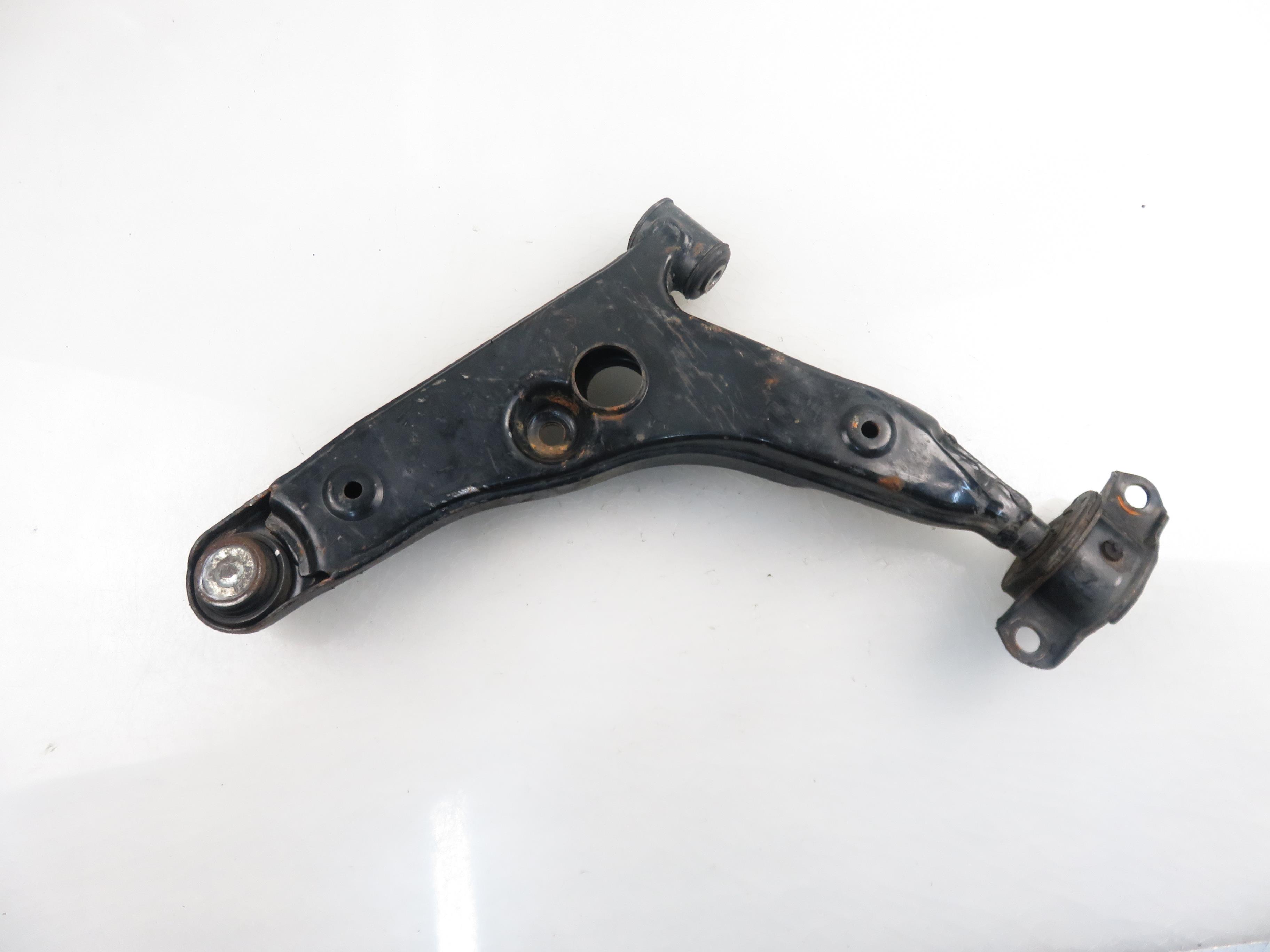 MITSUBISHI Carisma 1 generation (1995-2004) Front Right Arm 20495521