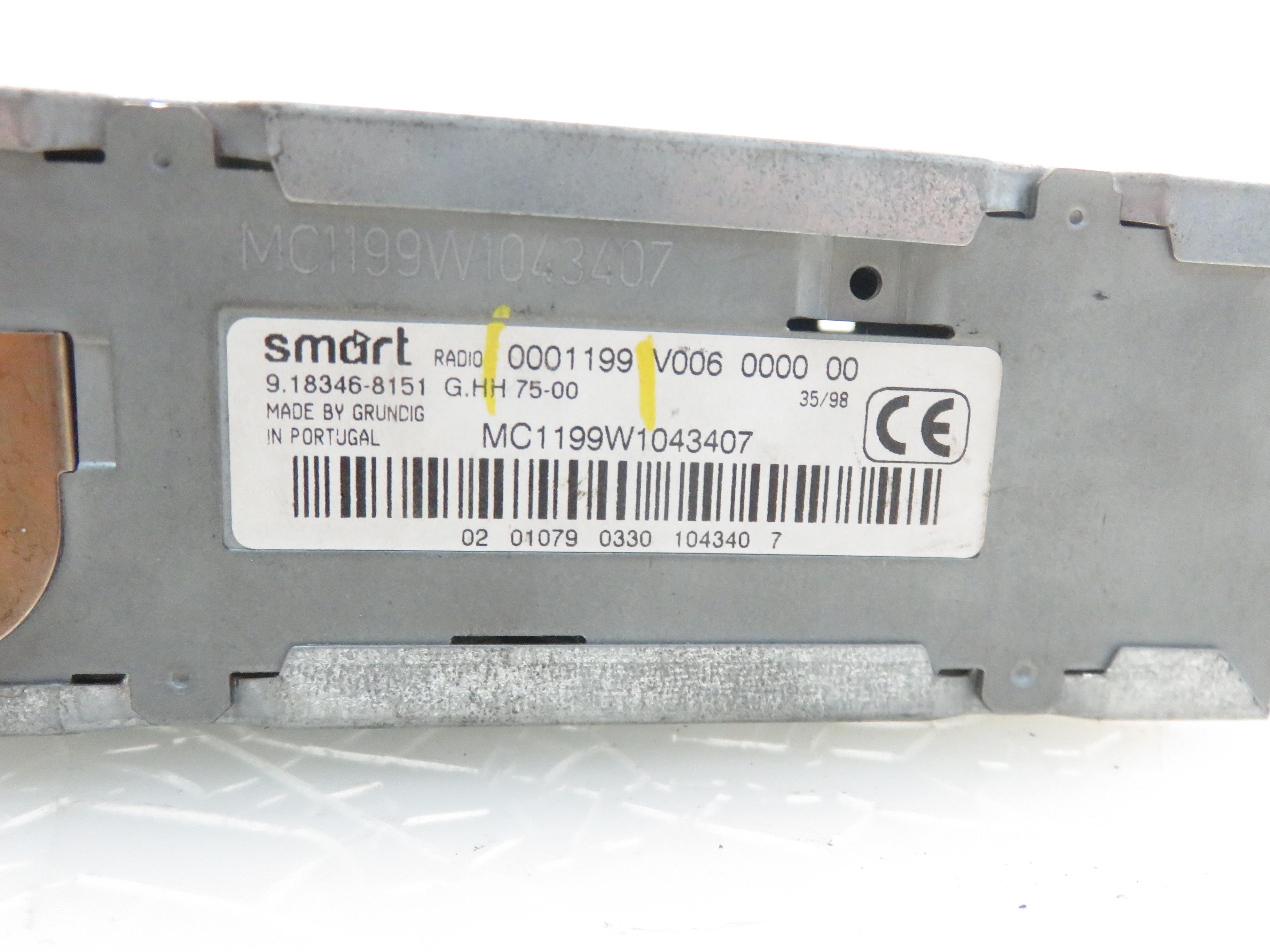 SMART Fortwo 1 generation (1998-2007) Автомагнитола без навигации 9183468151 20497725
