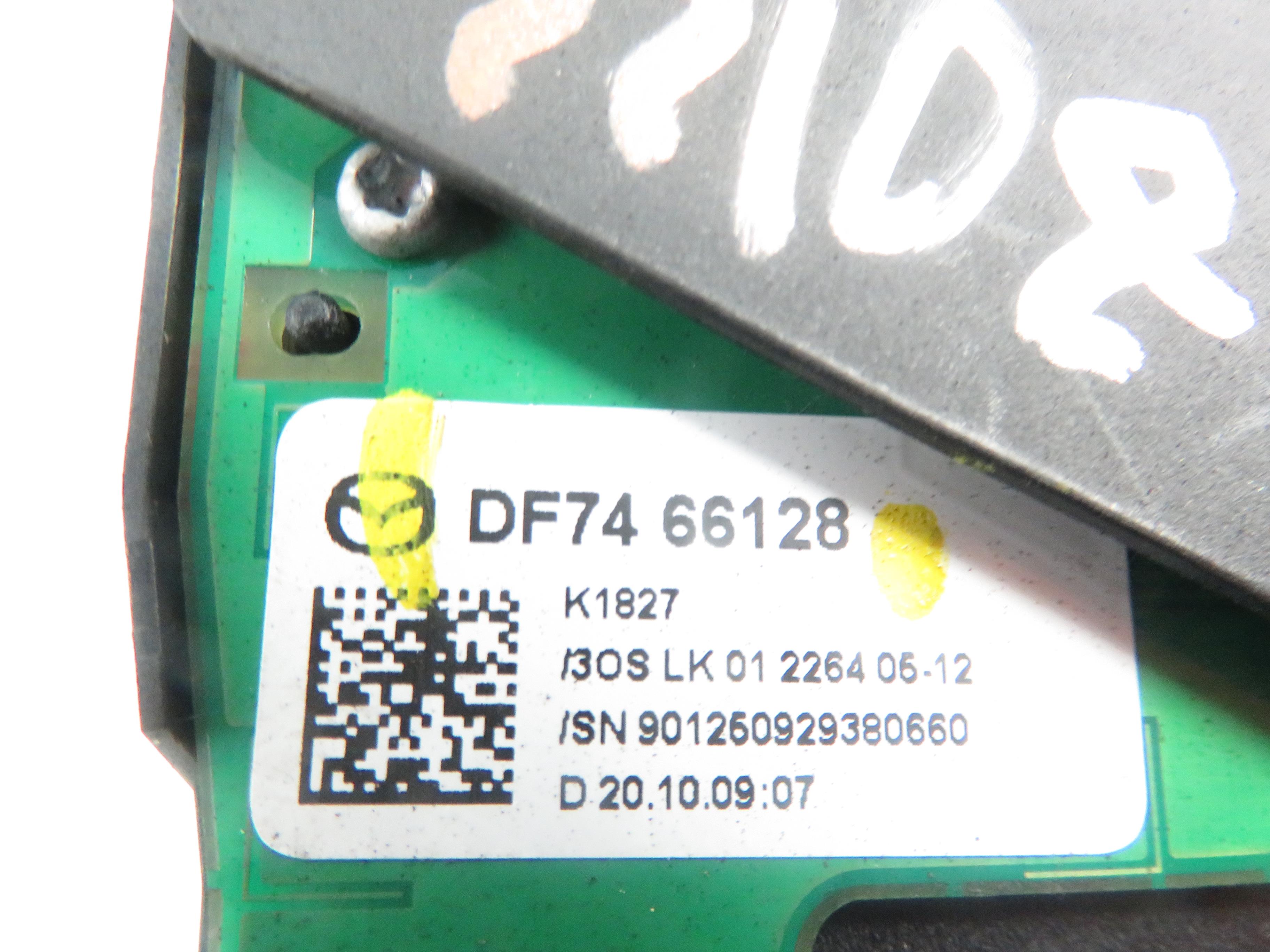 MAZDA 6 GH (2007-2013) Переключатель кнопок DF7566122, DF7466128, GS1R66120A 21229810
