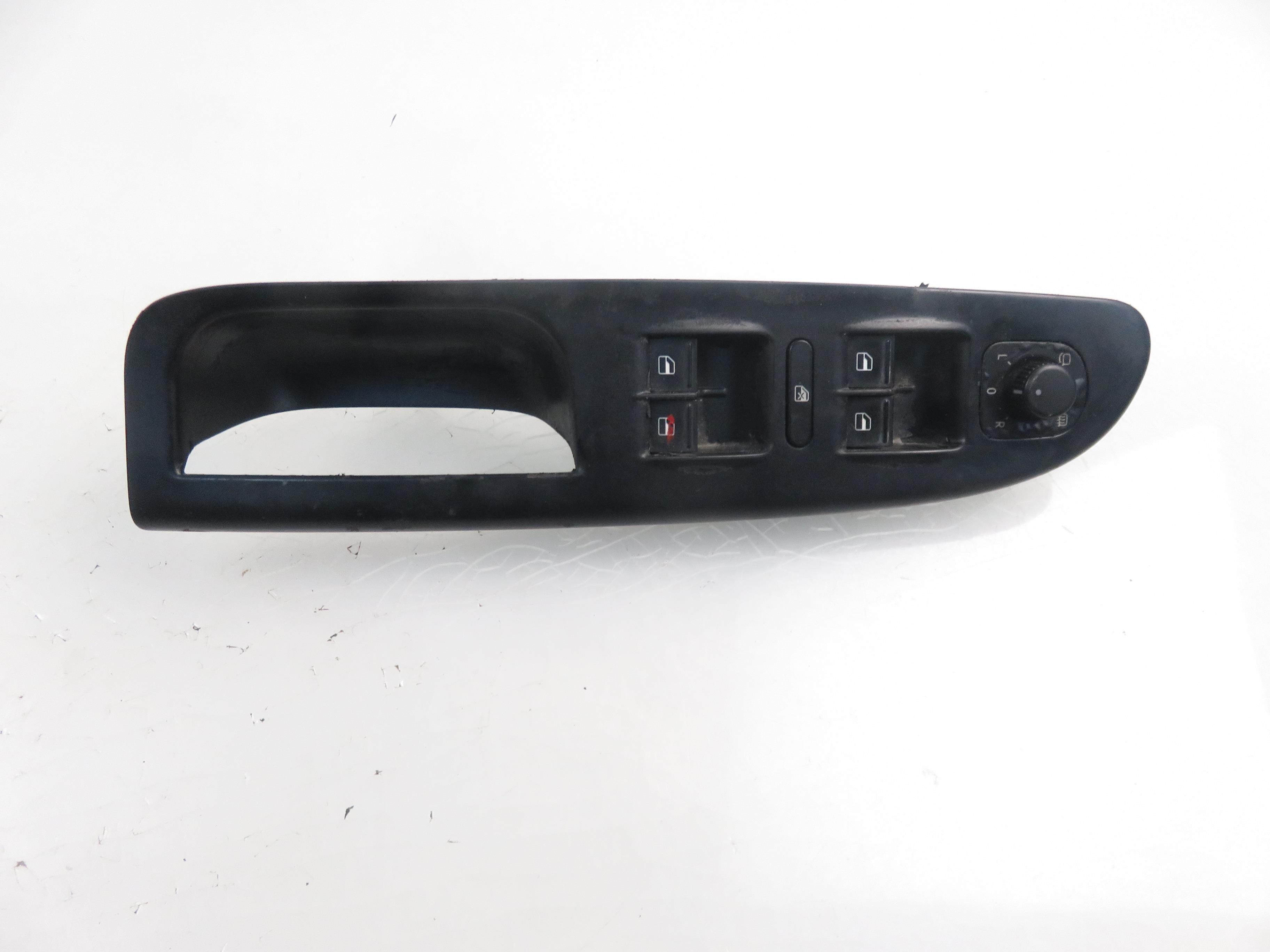 VOLKSWAGEN Passat Variant 1 generation (2010-2024) Front Left Door Window Switch 1K4959857B, 1K0959565G 21930942