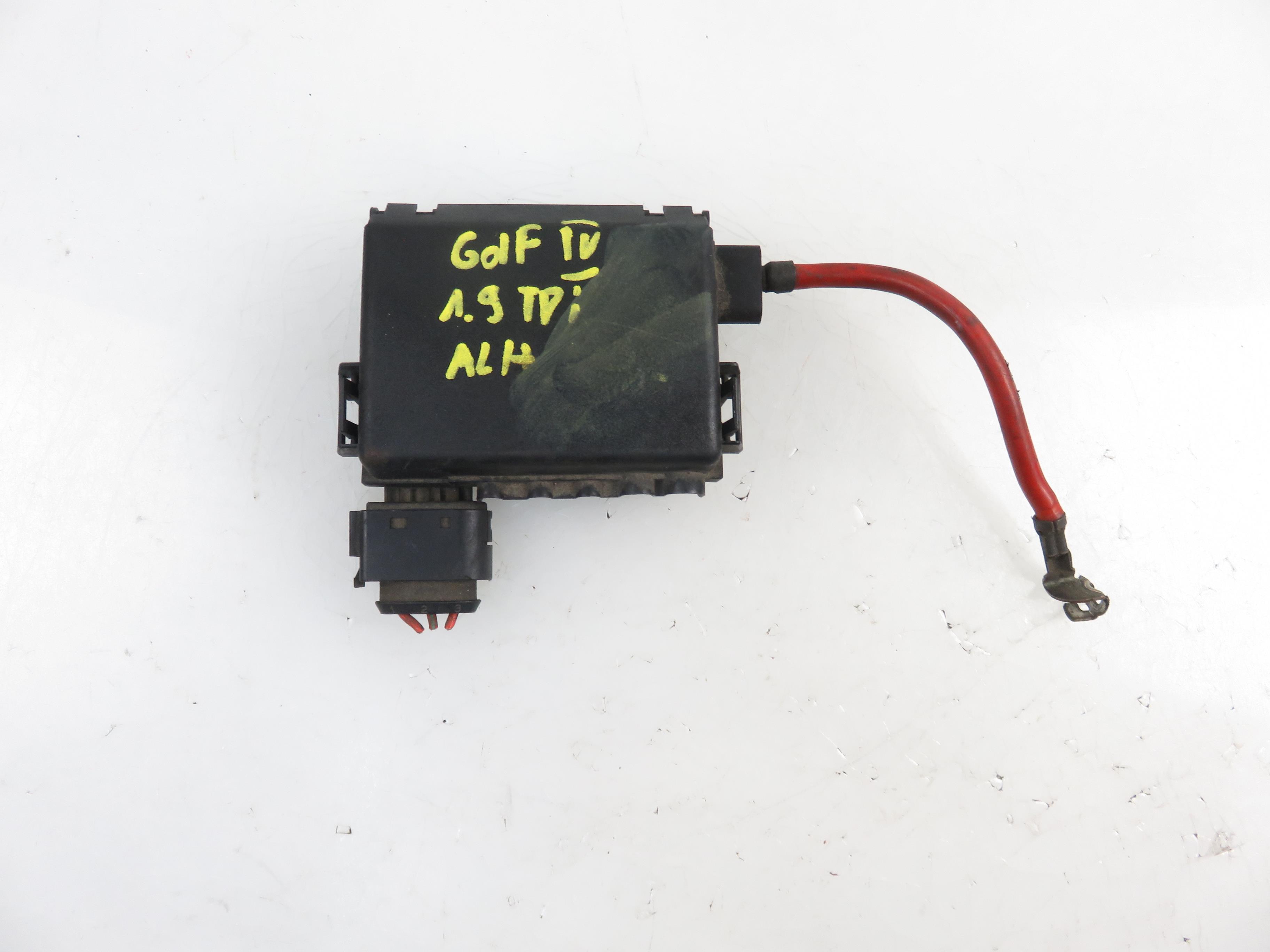 VOLKSWAGEN Golf 4 generation (1997-2006) Safety Battery Terminal (SBK) 1J0937550AG 21930830