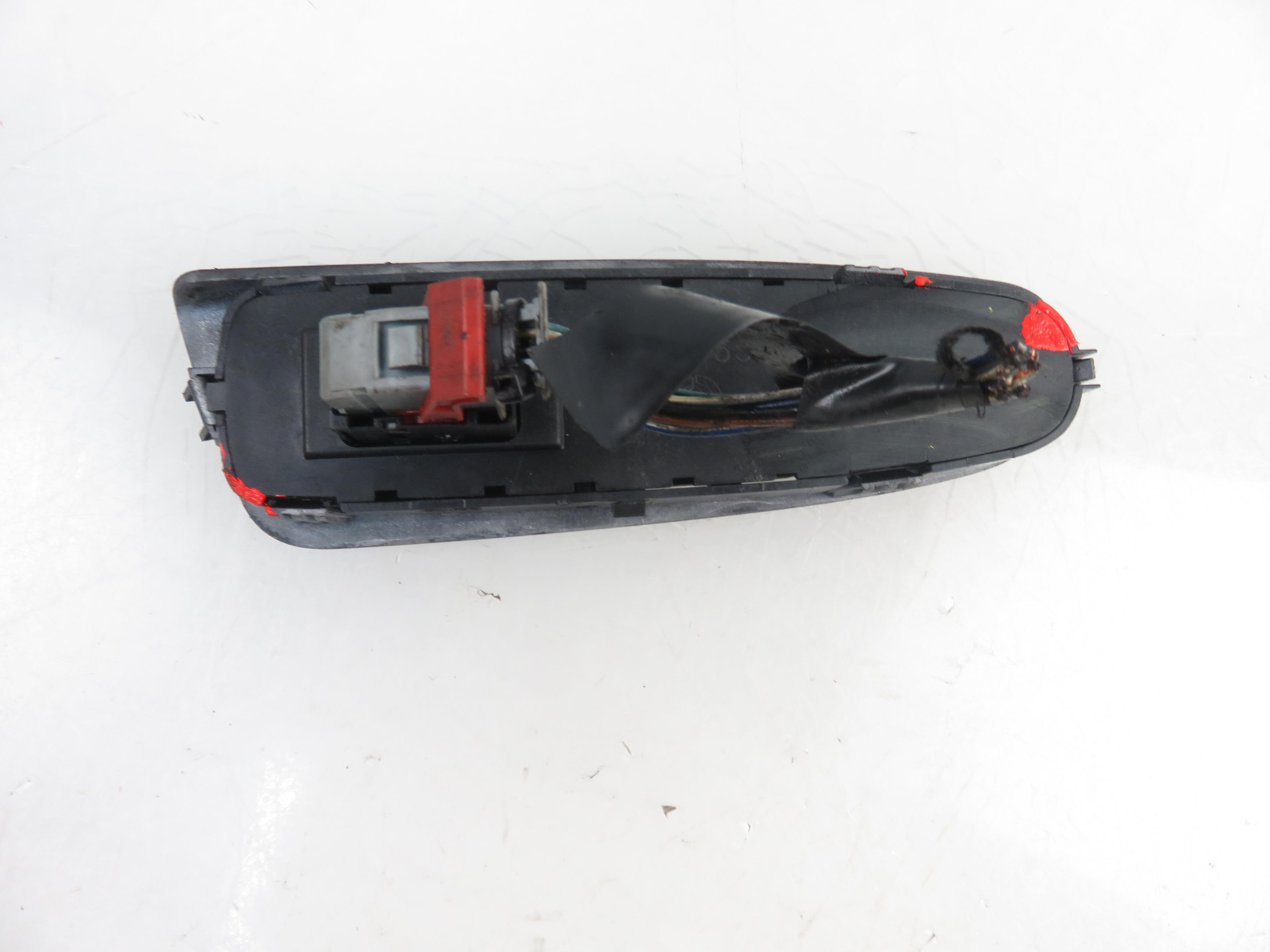 FIAT Stilo 1 generation (2001-2010) Front Left Door Window Switch B569 21230882