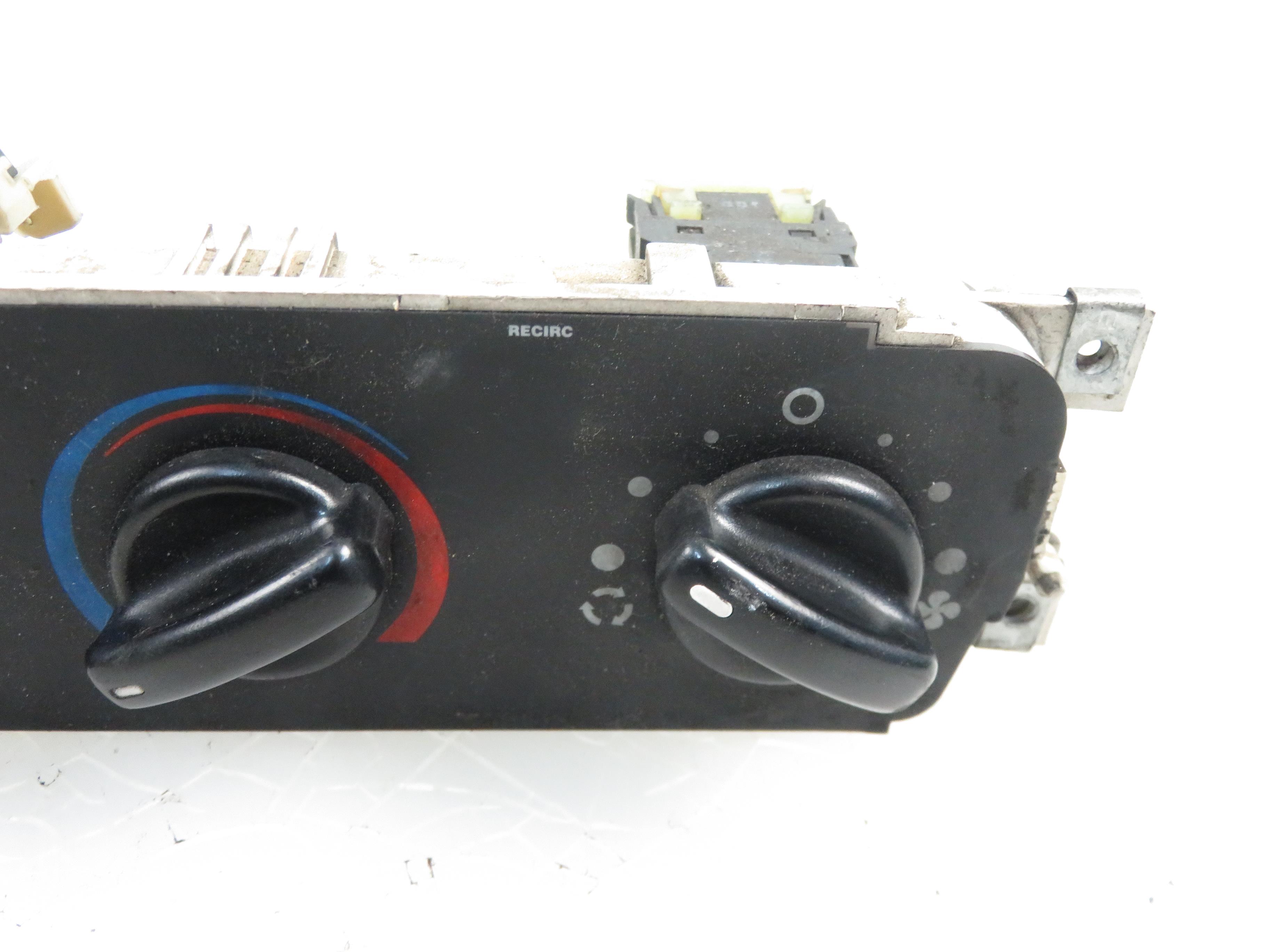 FORD Transit 3 generation (2000-2013) Climate  Control Unit YC1H18K391BC 21231228