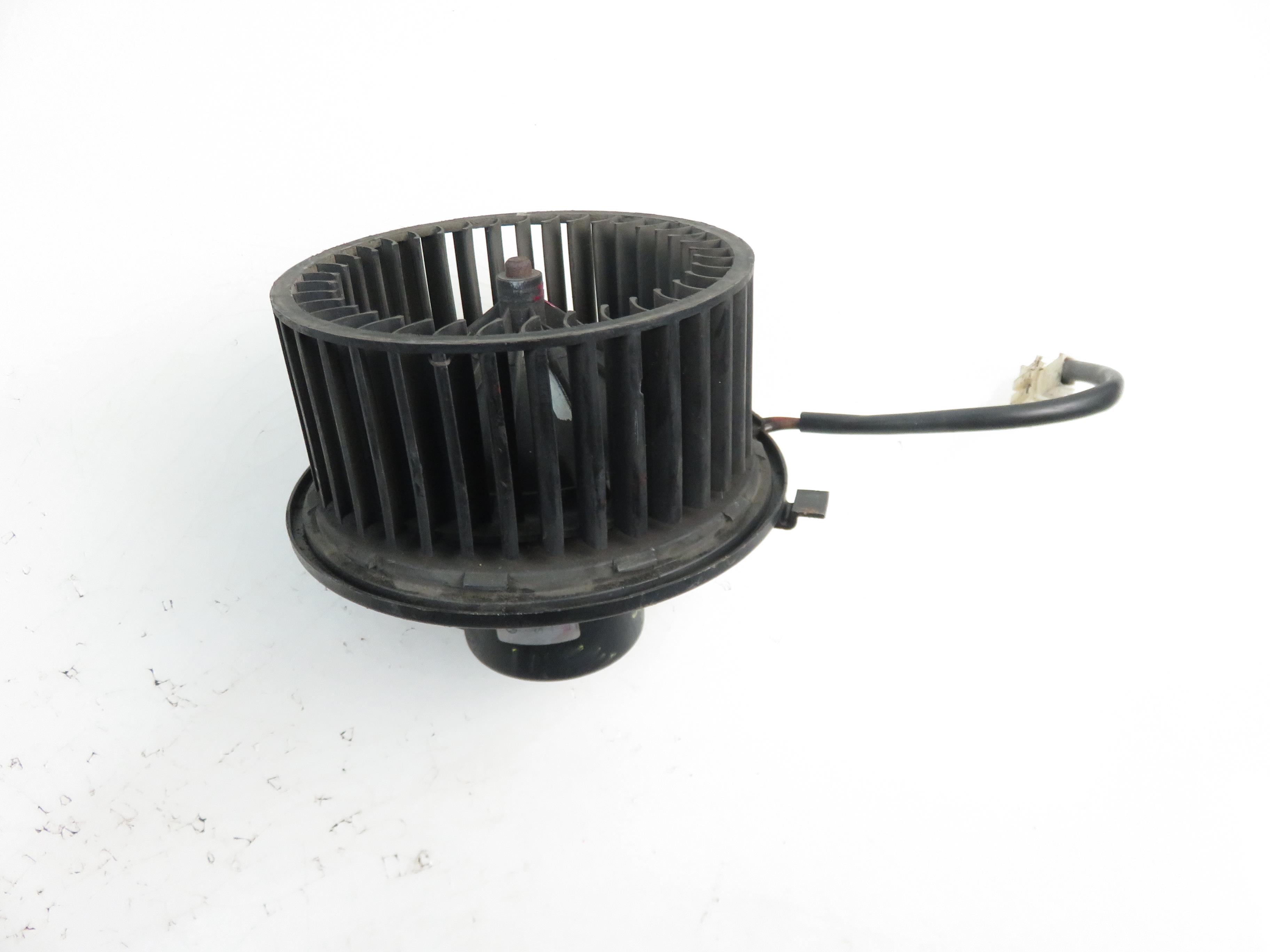 VOLKSWAGEN Transporter T4 (1990-2003) Blower fan relay 701819021B 22044184