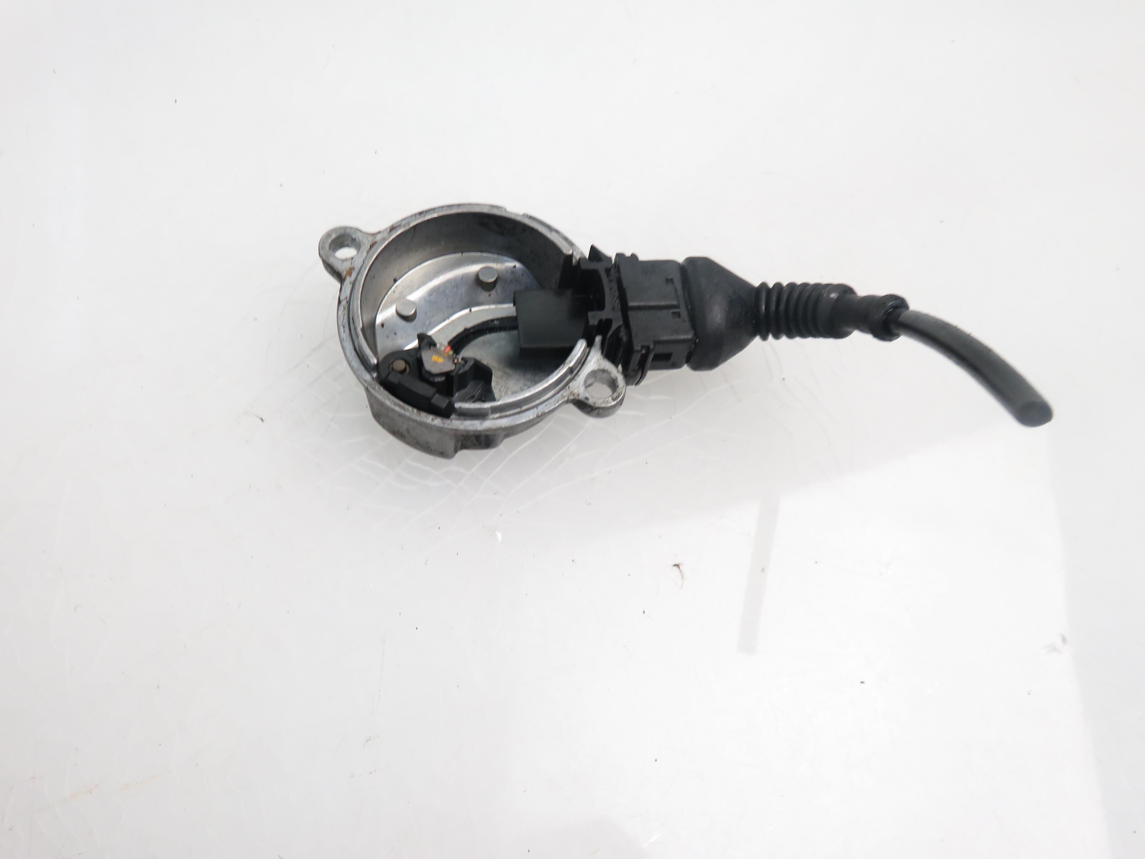 VOLKSWAGEN Passat B5 (1996-2005) Sadales vārpstas stāvokļa sensors 058905161B 21931487