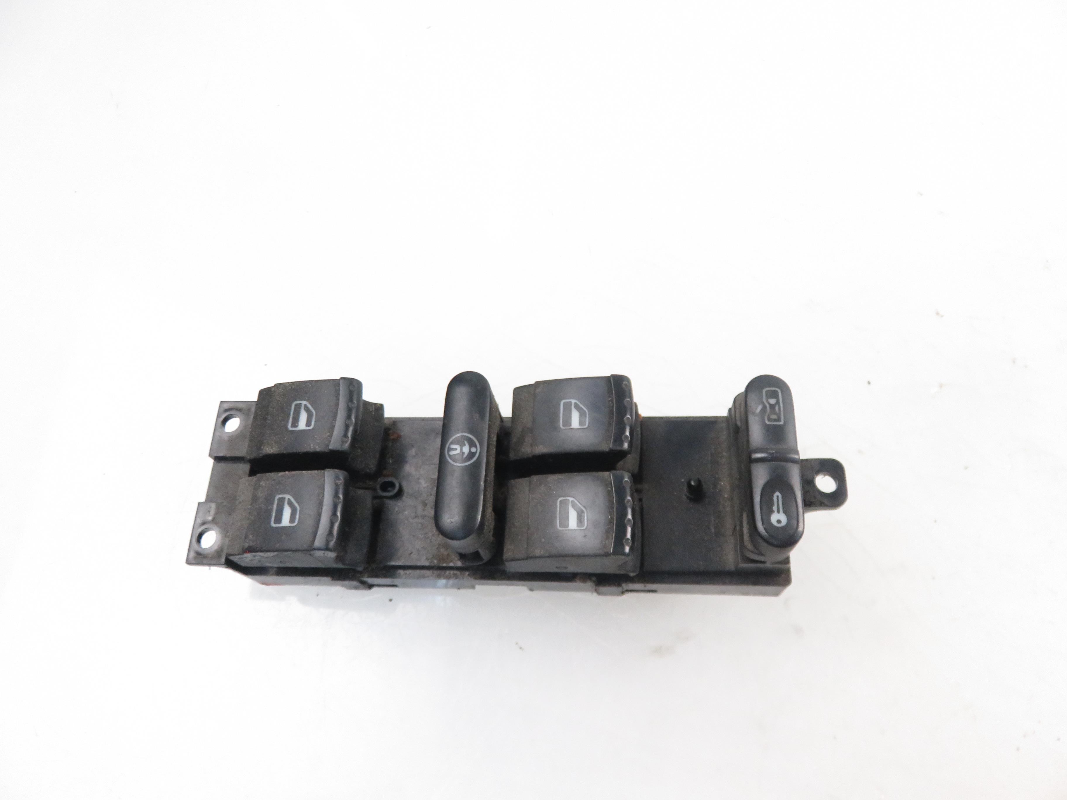 VOLKSWAGEN Passat Variant 1 generation (2010-2024) Front Left Door Window Switch 1J4959857B 21931474