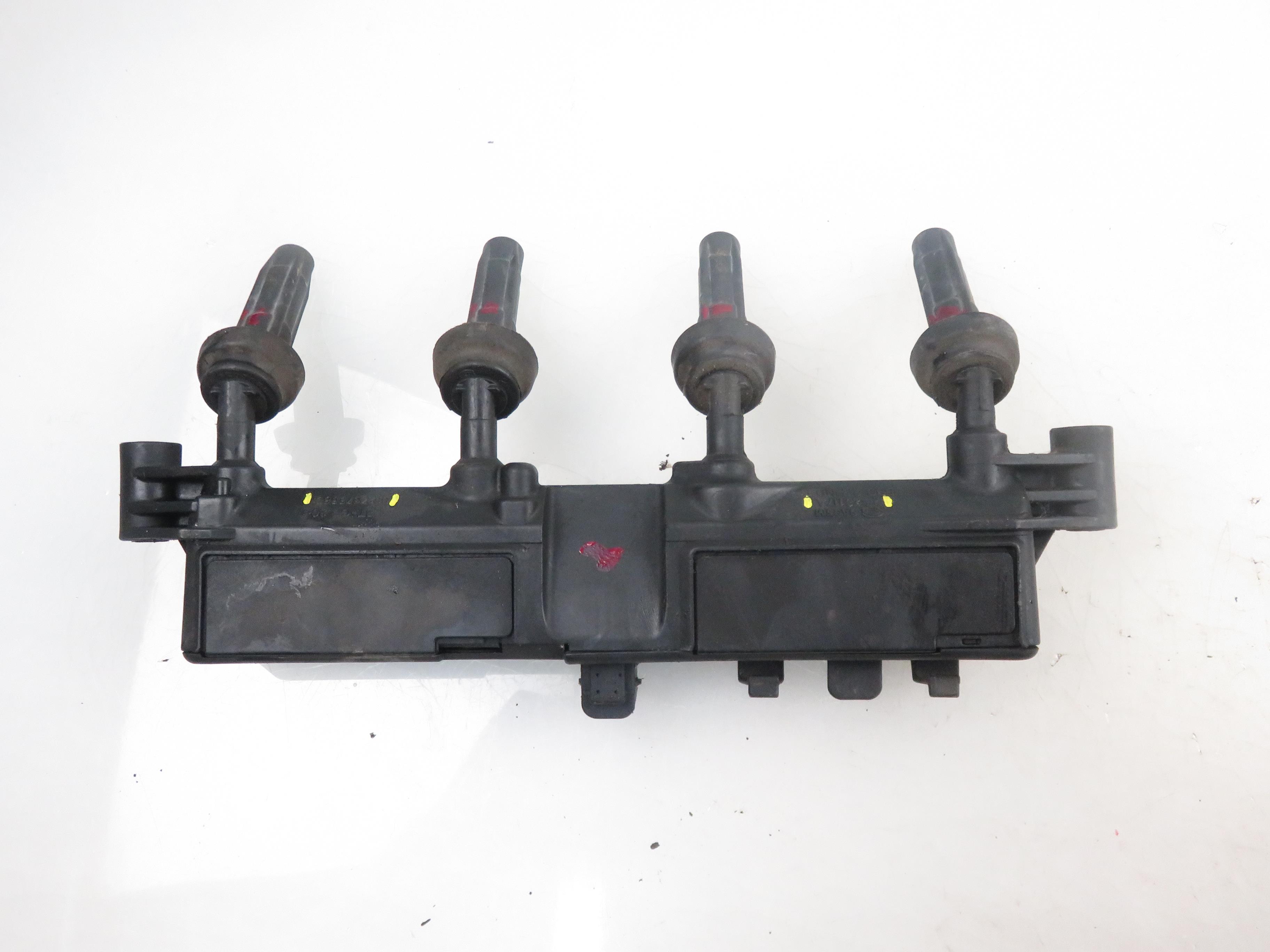 PEUGEOT 306 1 generation (1993-2002) High Voltage Ignition Coil 2526117A, 9624675580 21230032