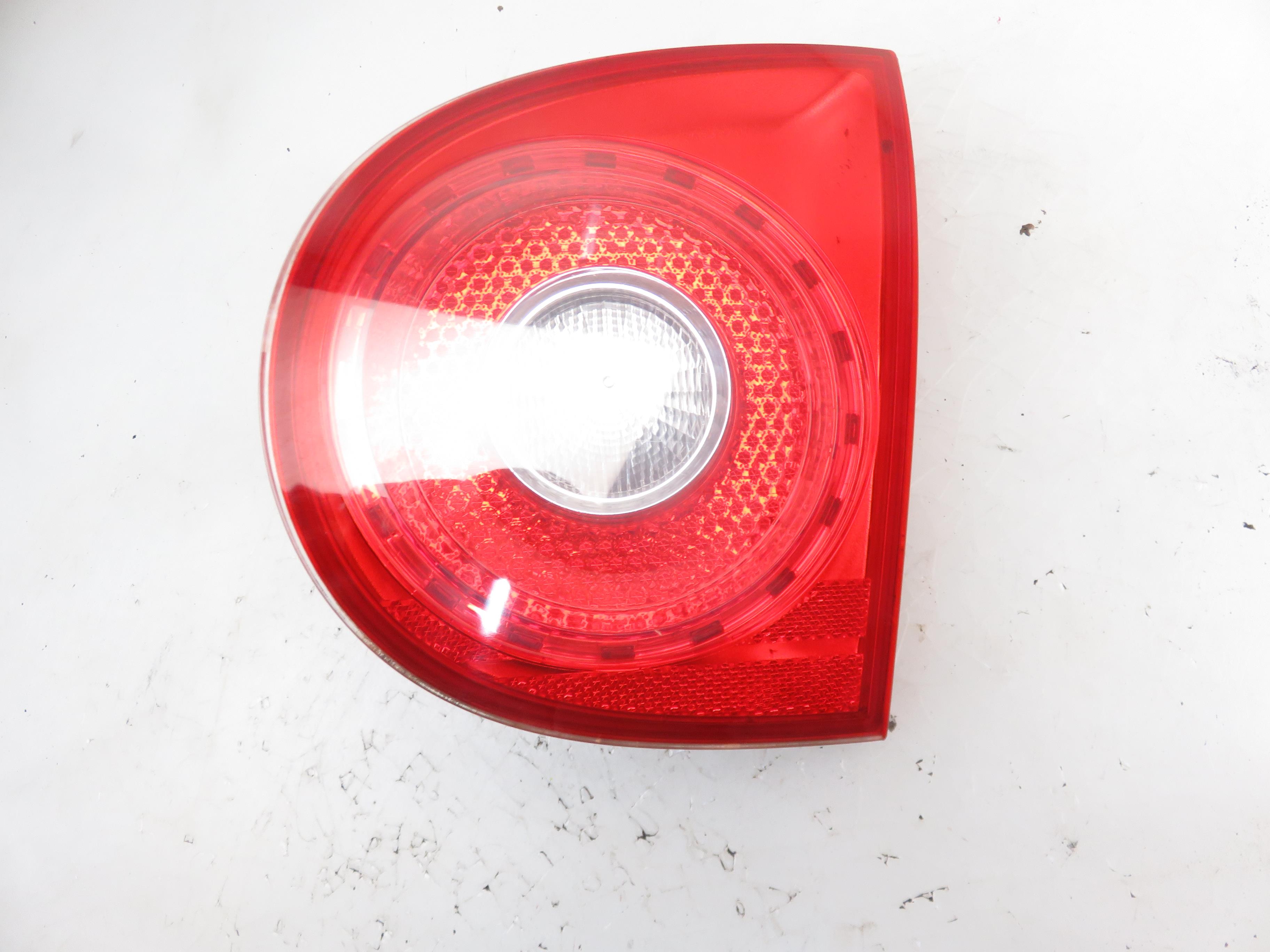 VOLKSWAGEN Golf 5 generation (2003-2009) Rear Right Taillight Lamp 1K6945094G 21930936