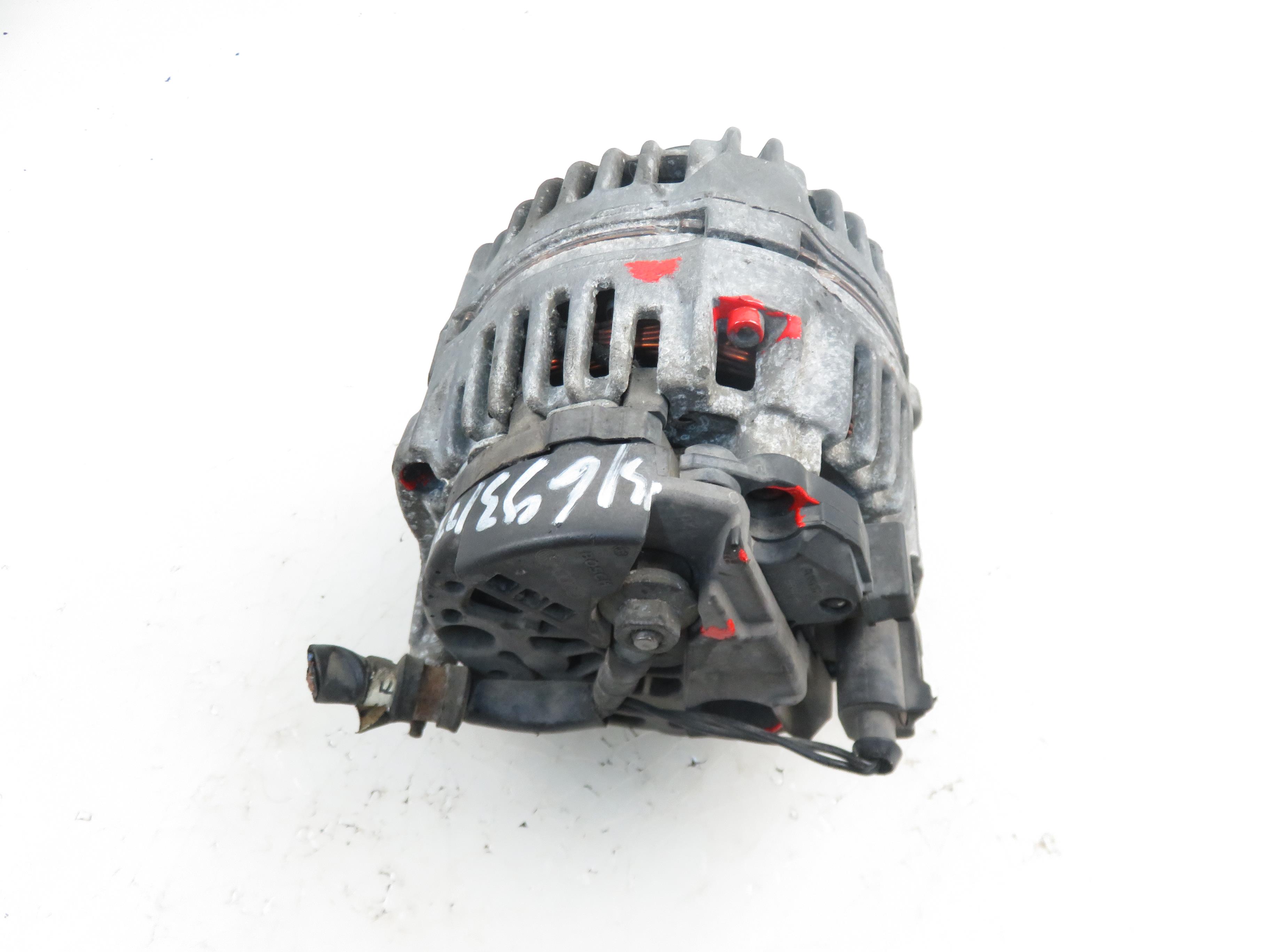 VOLKSWAGEN Golf 4 generation (1997-2006) Alternator 037903025E, 0124315004 20840089