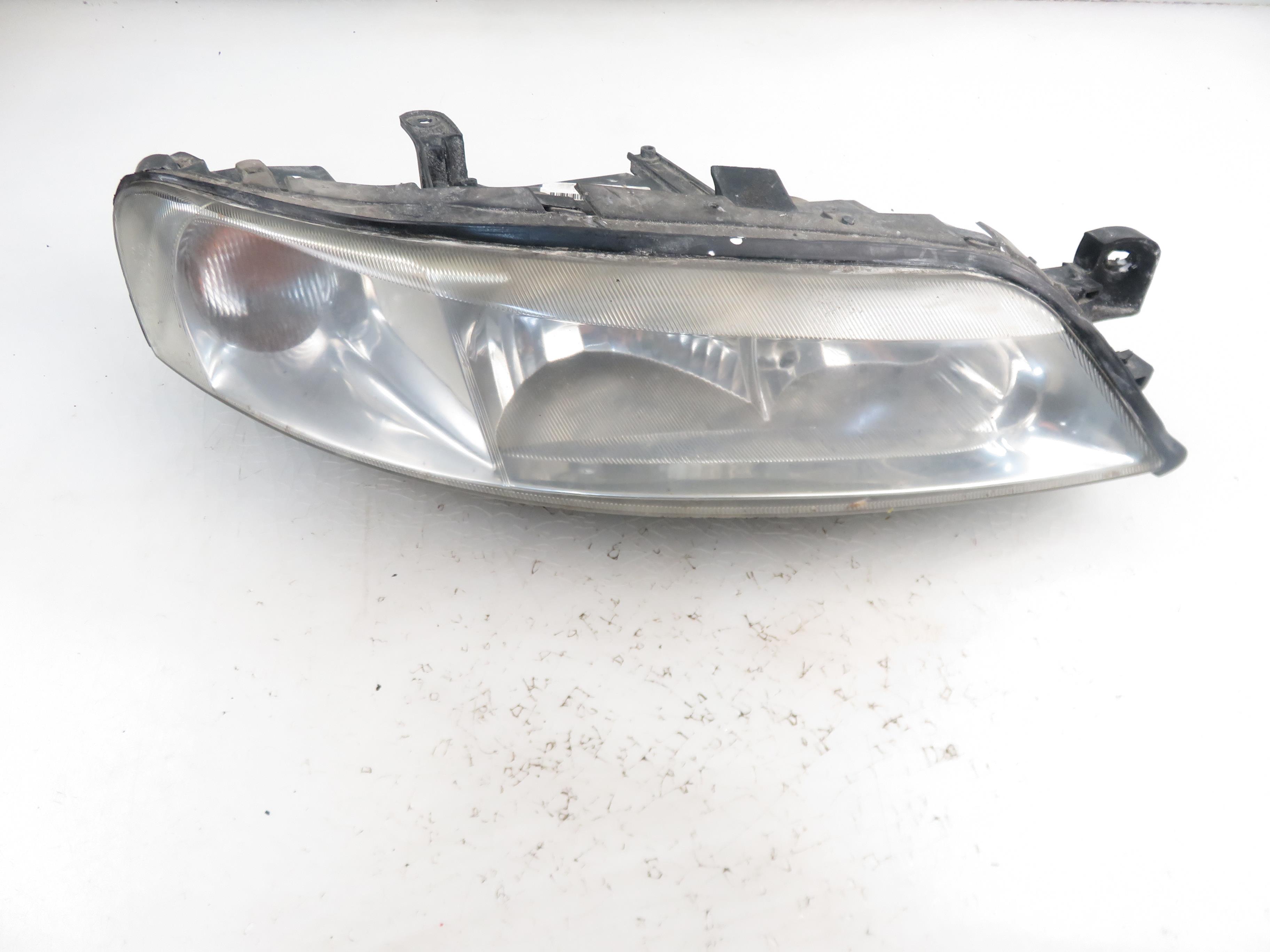 OPEL Vectra C (2002-2005) Front Right Headlight 21229201