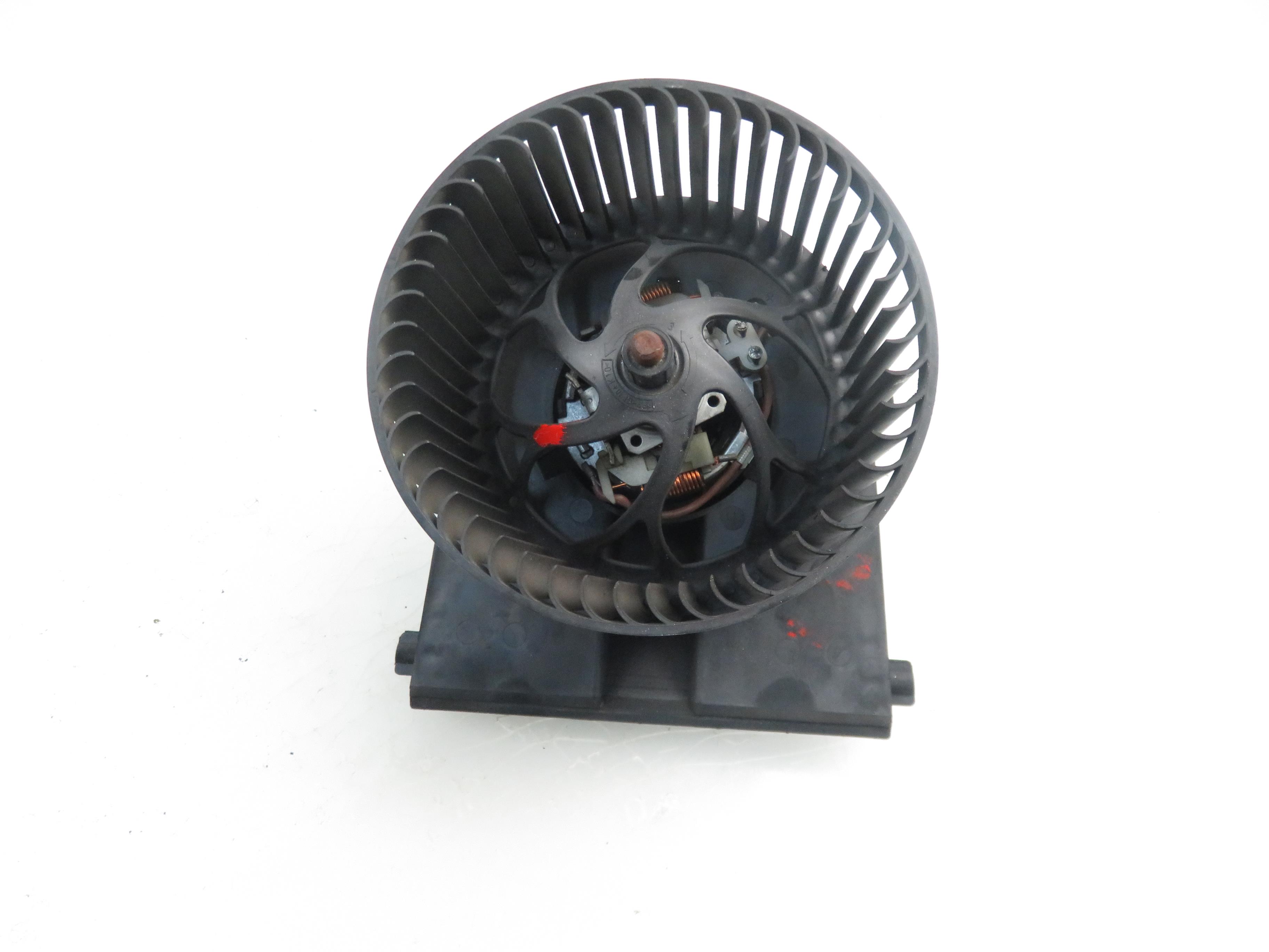 VOLKSWAGEN Polo 3 generation (1994-2002) Blower fan relay 1J1819021A 21931716