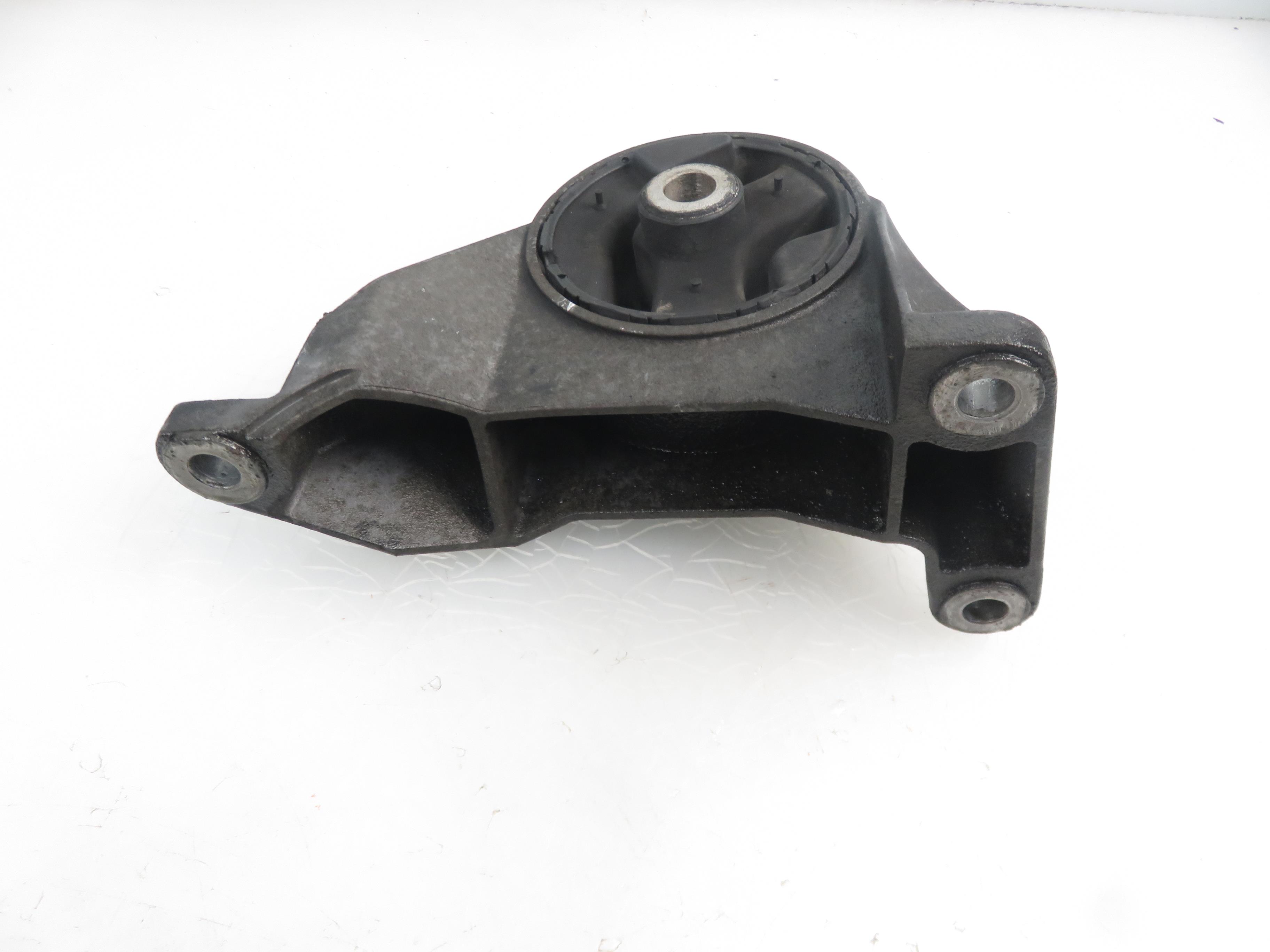 OPEL Vectra C (2002-2005) Jobb oldali motorblokk  V04636 21229777