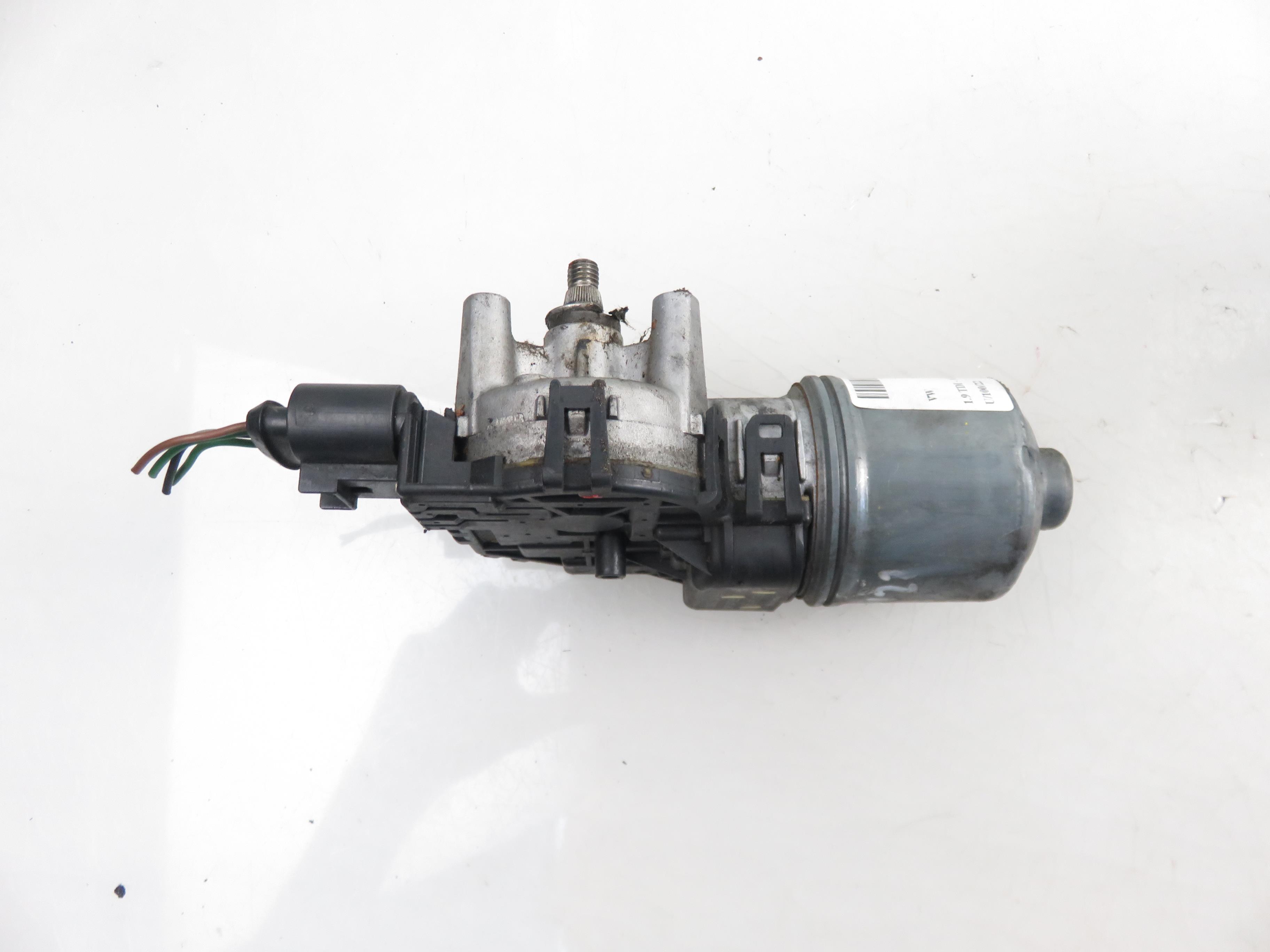 VOLKSWAGEN Passat Variant 1 generation (2010-2024) Wiper motor 3B1955113D, 0390241528 21931011