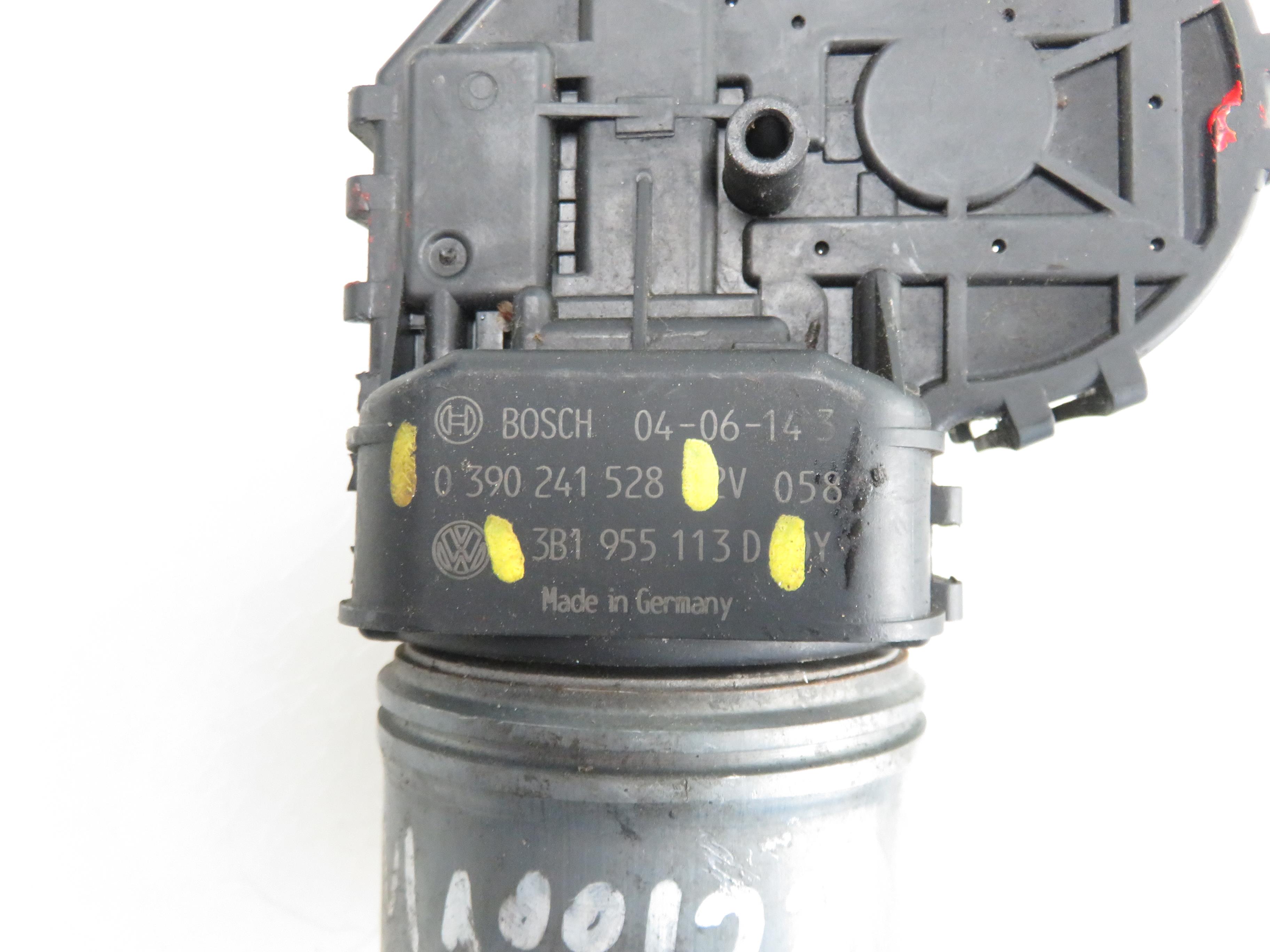 VOLKSWAGEN Passat Variant 1 generation (2010-2024) Wiper motor 3B1955113D, 0390241528 21931011