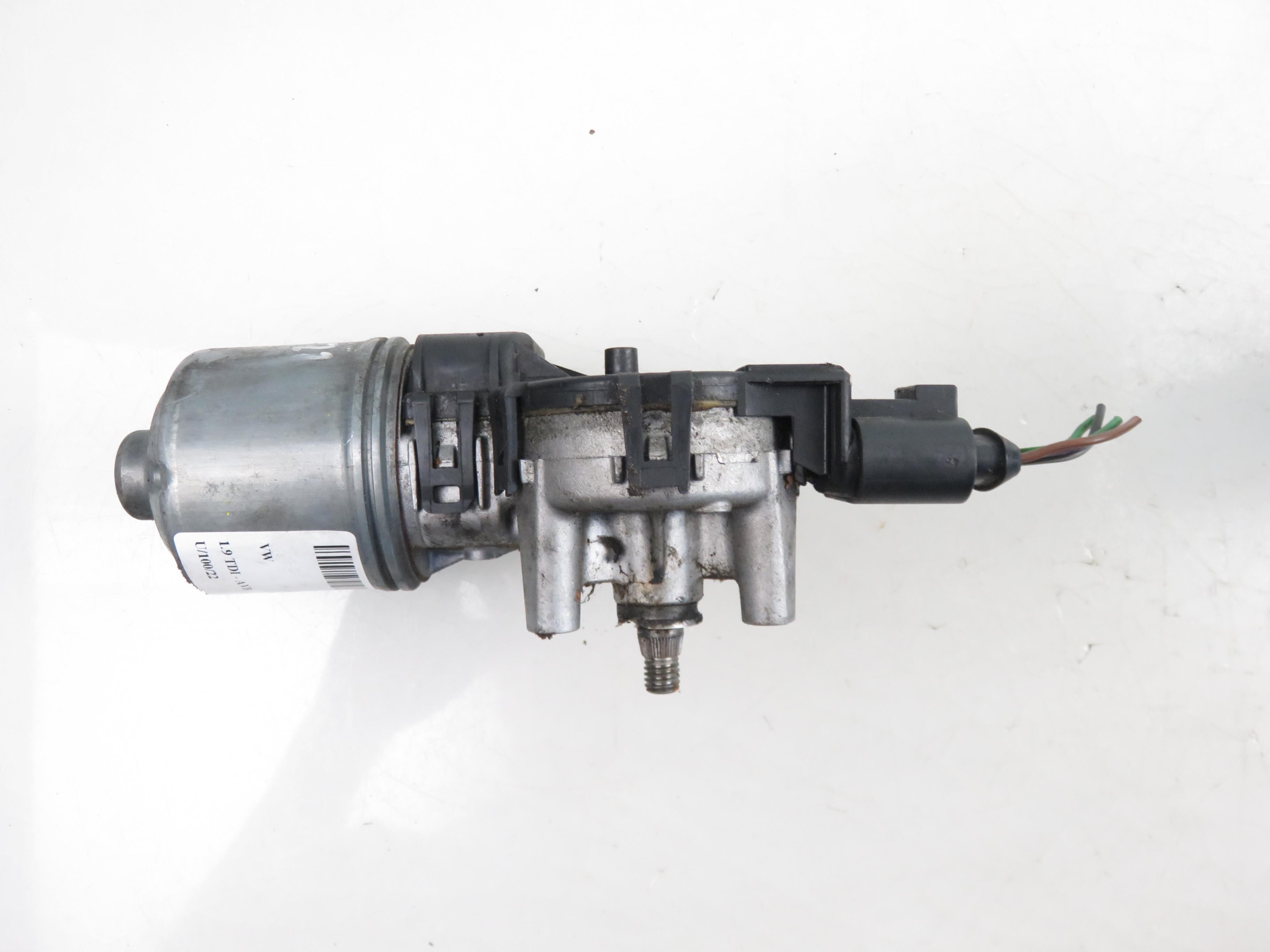 VOLKSWAGEN Passat Variant 1 generation (2010-2024) Wiper motor 3B1955113D, 0390241528 21931011