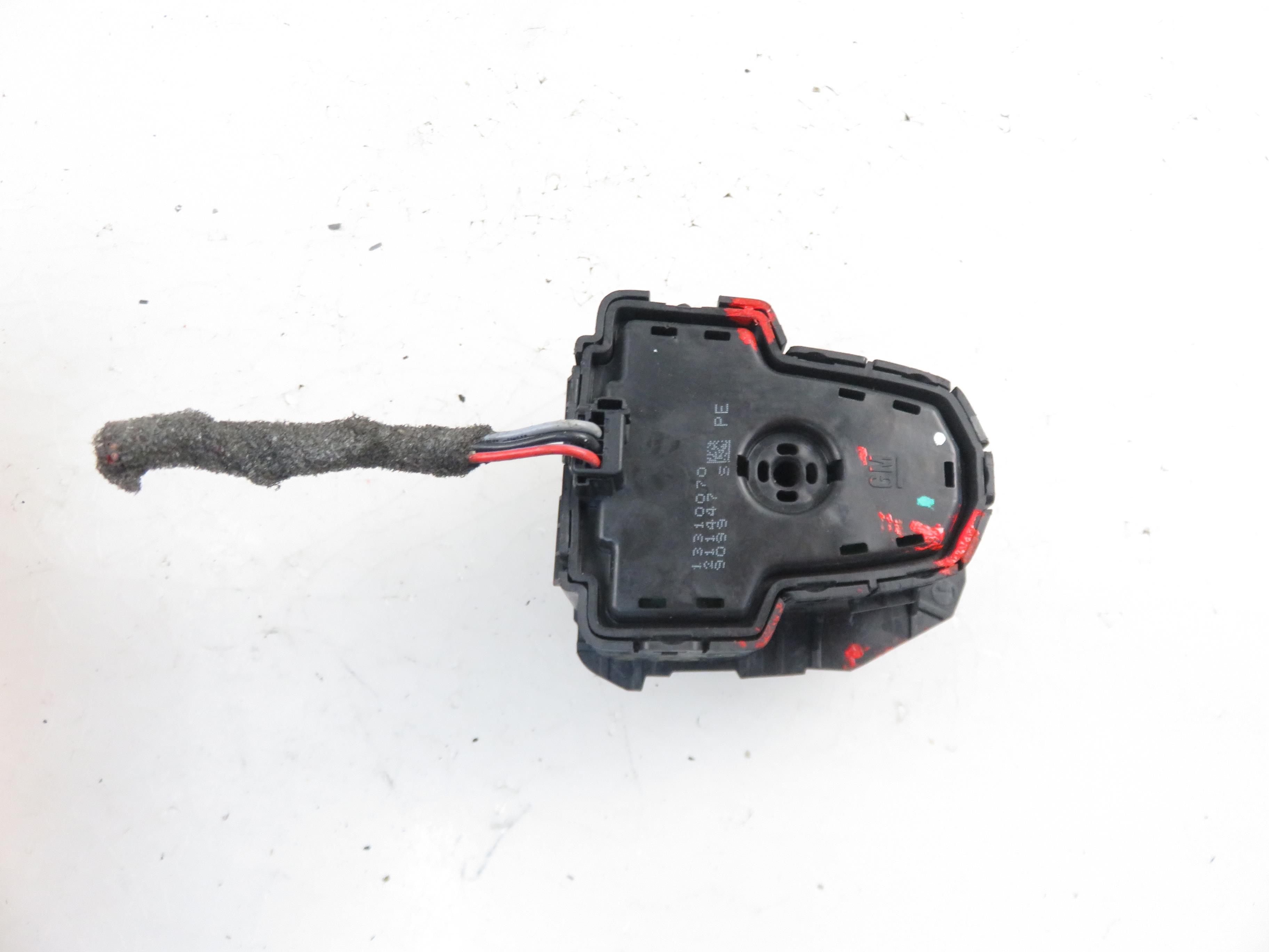 OPEL Insignia A (2008-2016) Перемикачі 13310070 21020896