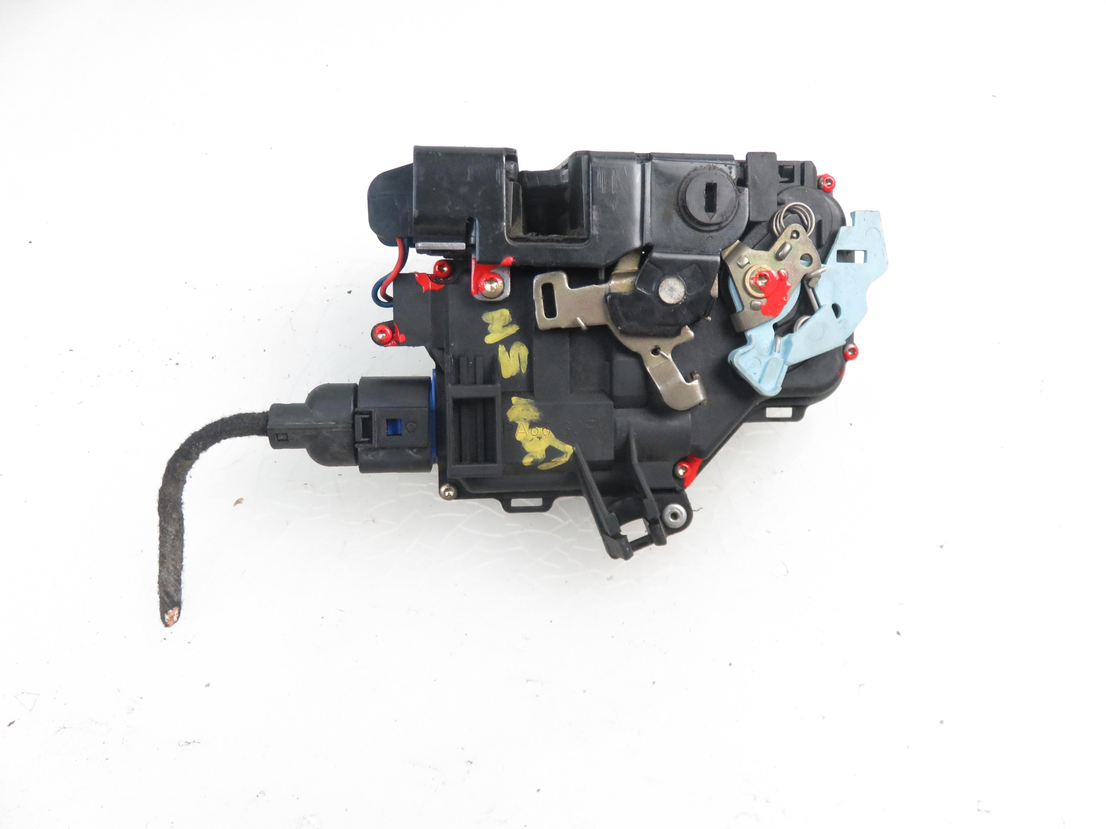 VOLKSWAGEN Touran 1 generation (2003-2015) Rear Left Door Lock 7L0839015 21931409