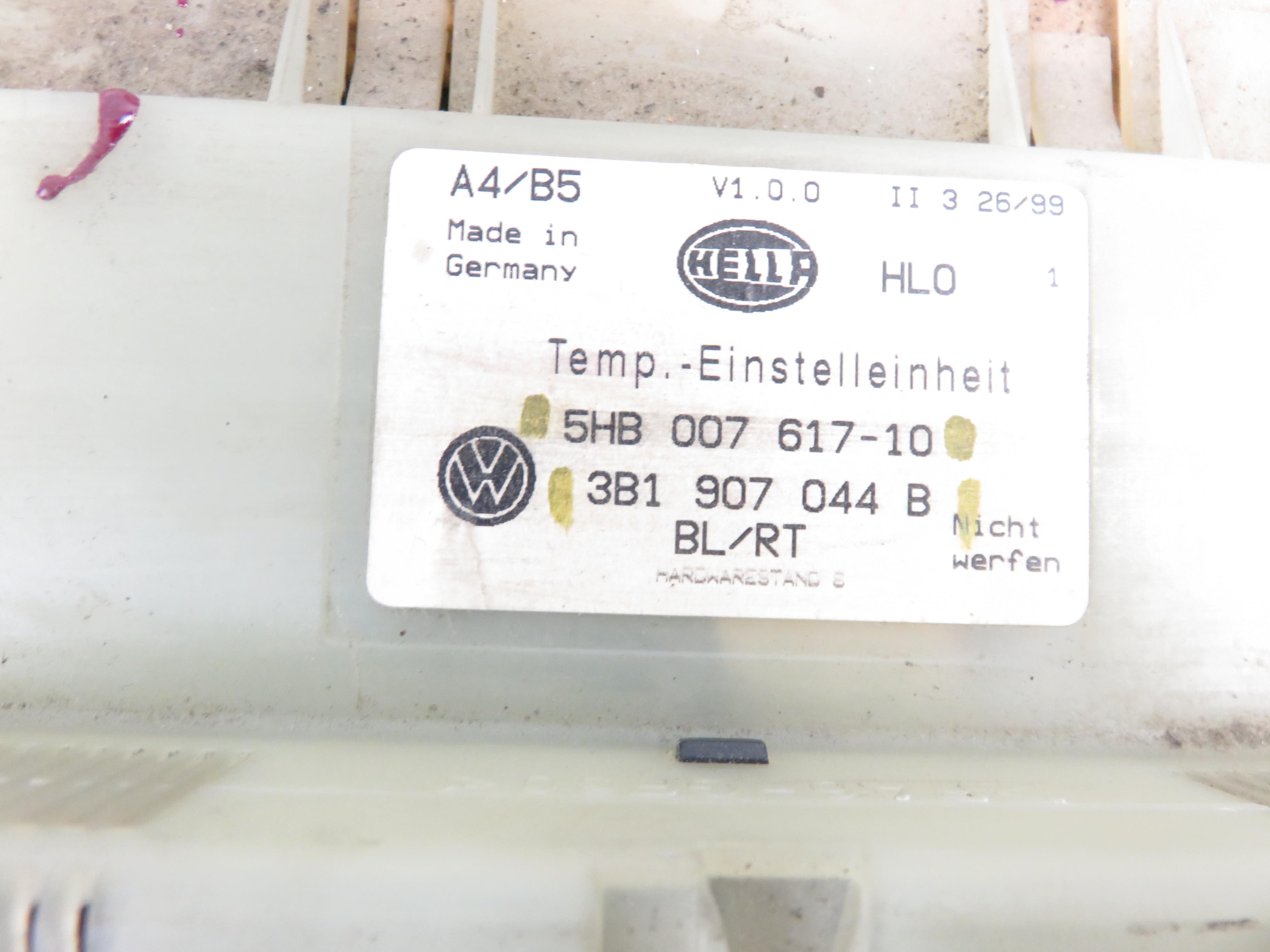 VOLKSWAGEN Bora 1 generation (1998-2005) Climate  Control Unit 3B1907044B, 5HB00761710 21891436