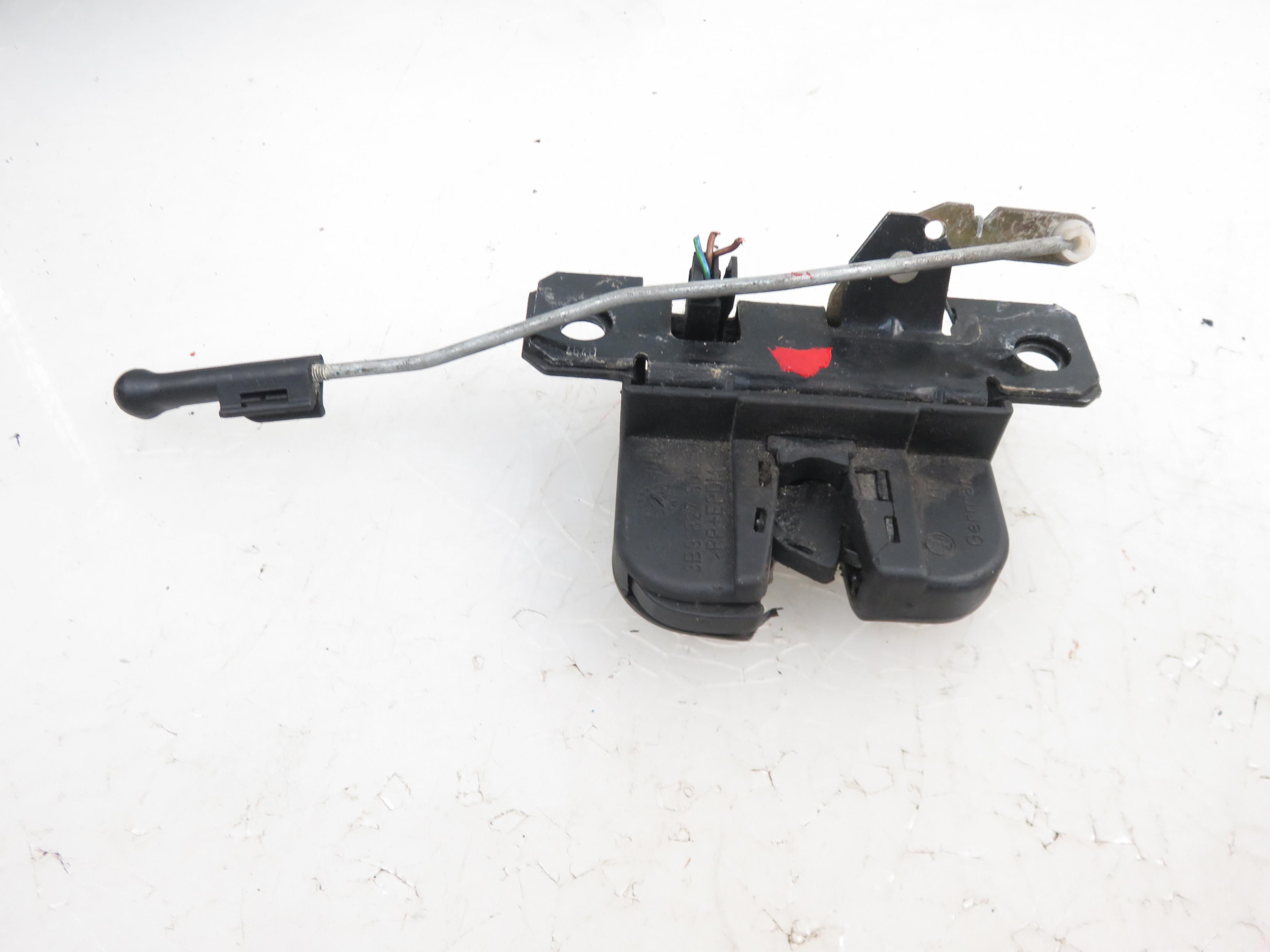 SEAT Leon 1 generation (1999-2005) Tailgate Boot Lock 3B9827505C 21350251