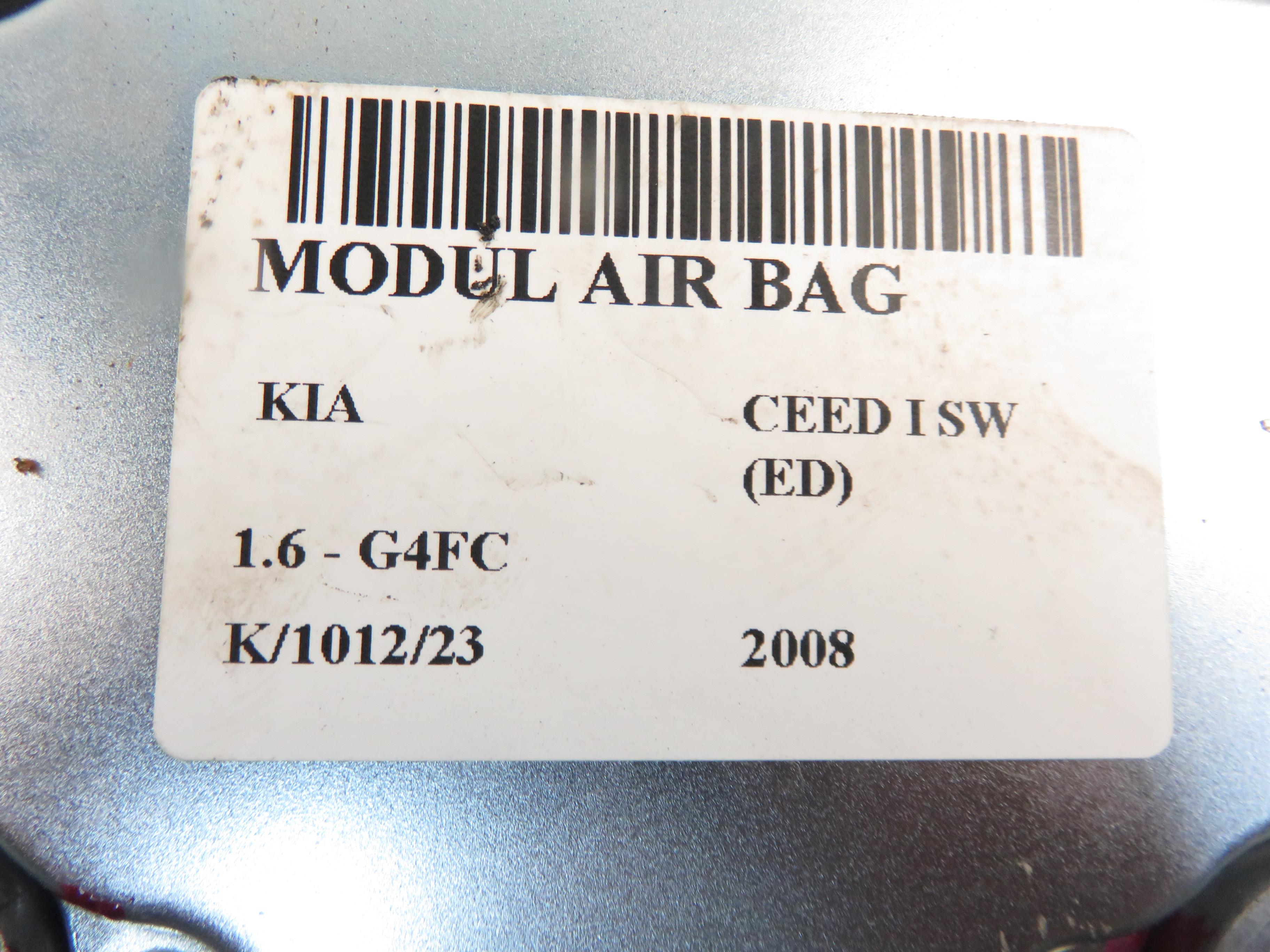 KIA Cee'd 1 generation (2007-2012) Блок SRS 959101H000 21479376