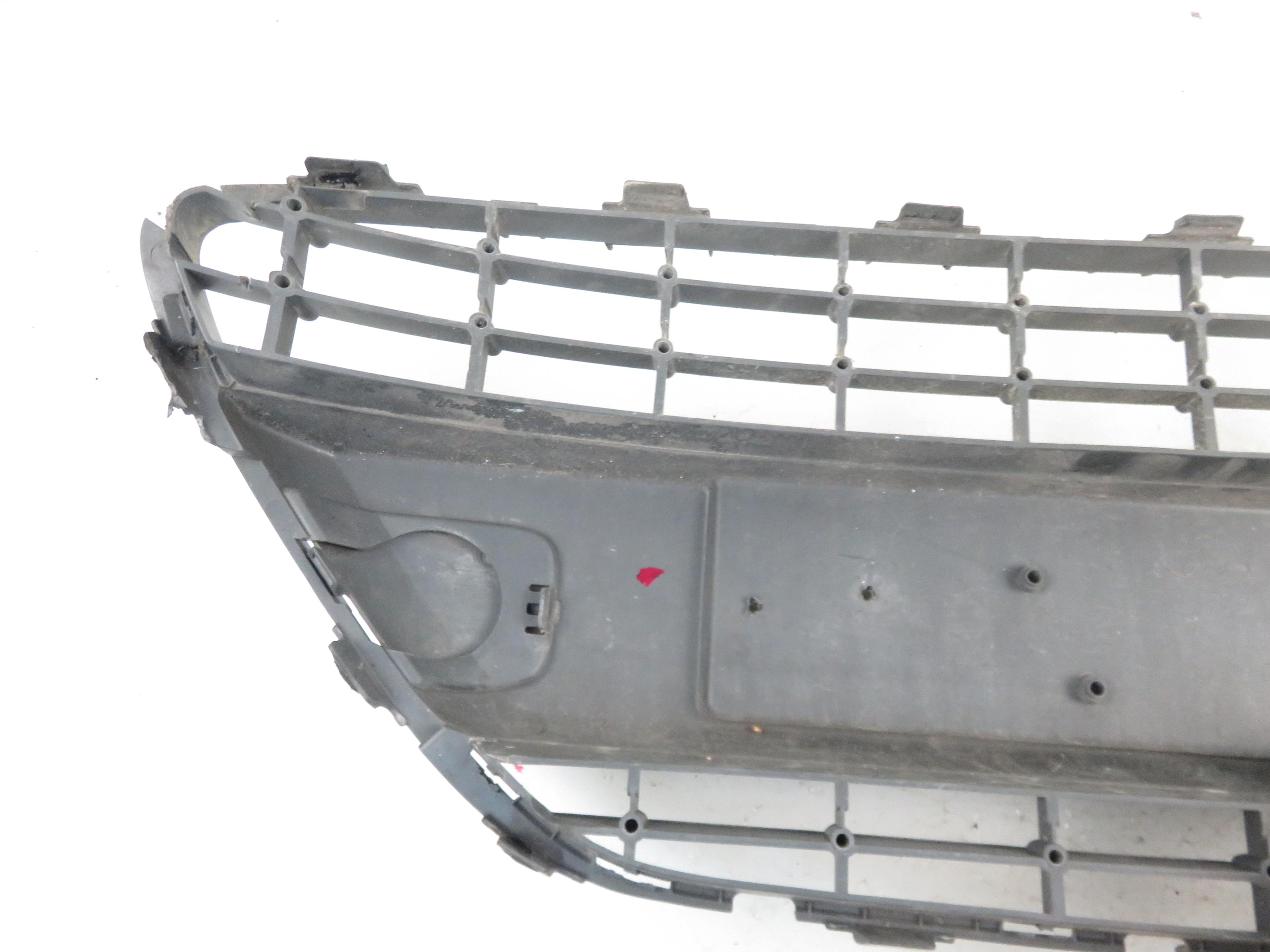 FORD Fiesta 5 generation (2001-2010) Grilă inferioară față 8A6117B968D 21708392