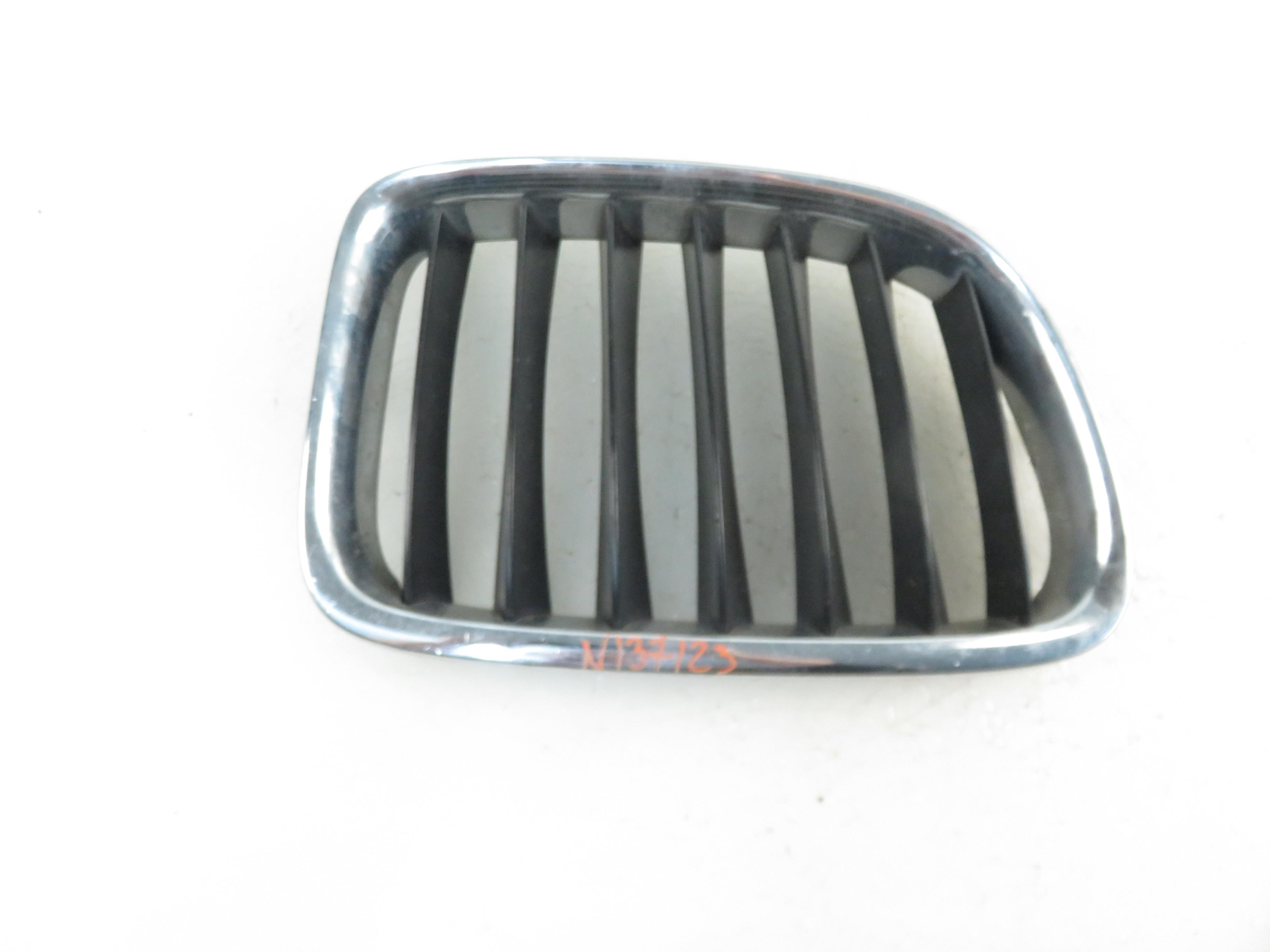 BMW X1 E84 (2009-2015) Grilles 10627110 21929827