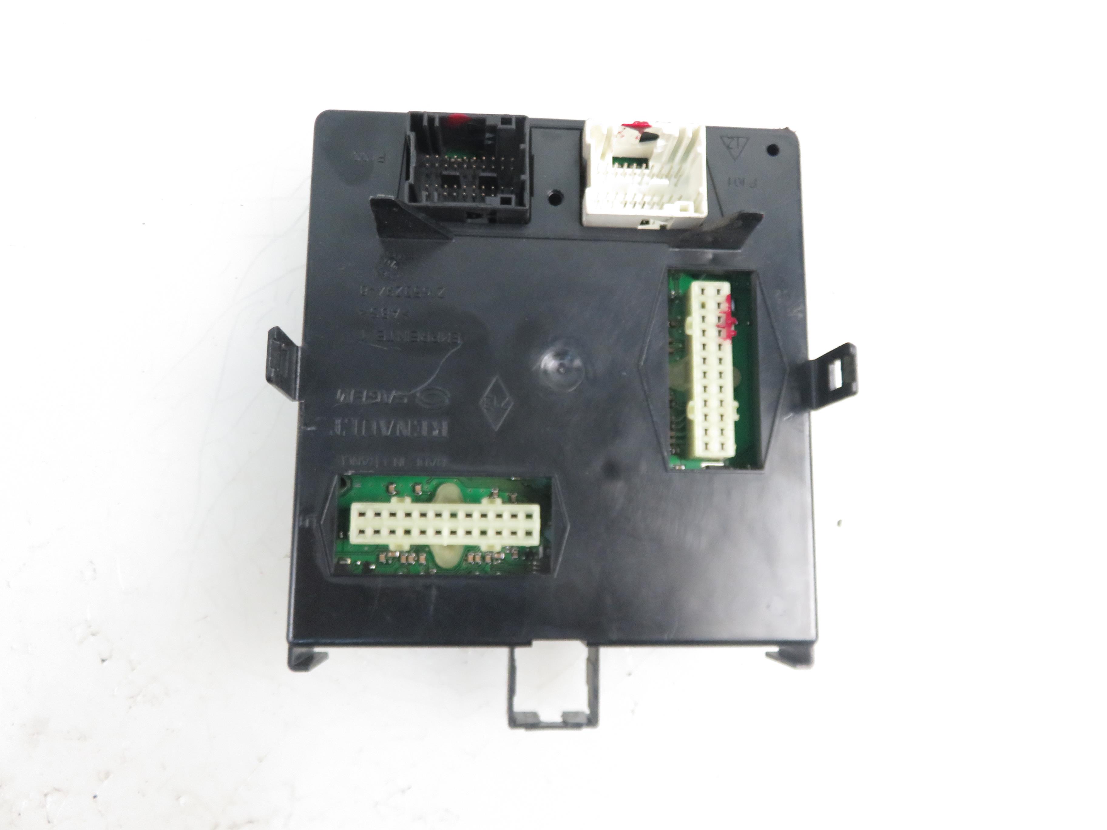 RENAULT Laguna 2 generation (2001-2007) Unitate de control confort 8200482048, 8200500343, 8200371614 22151739