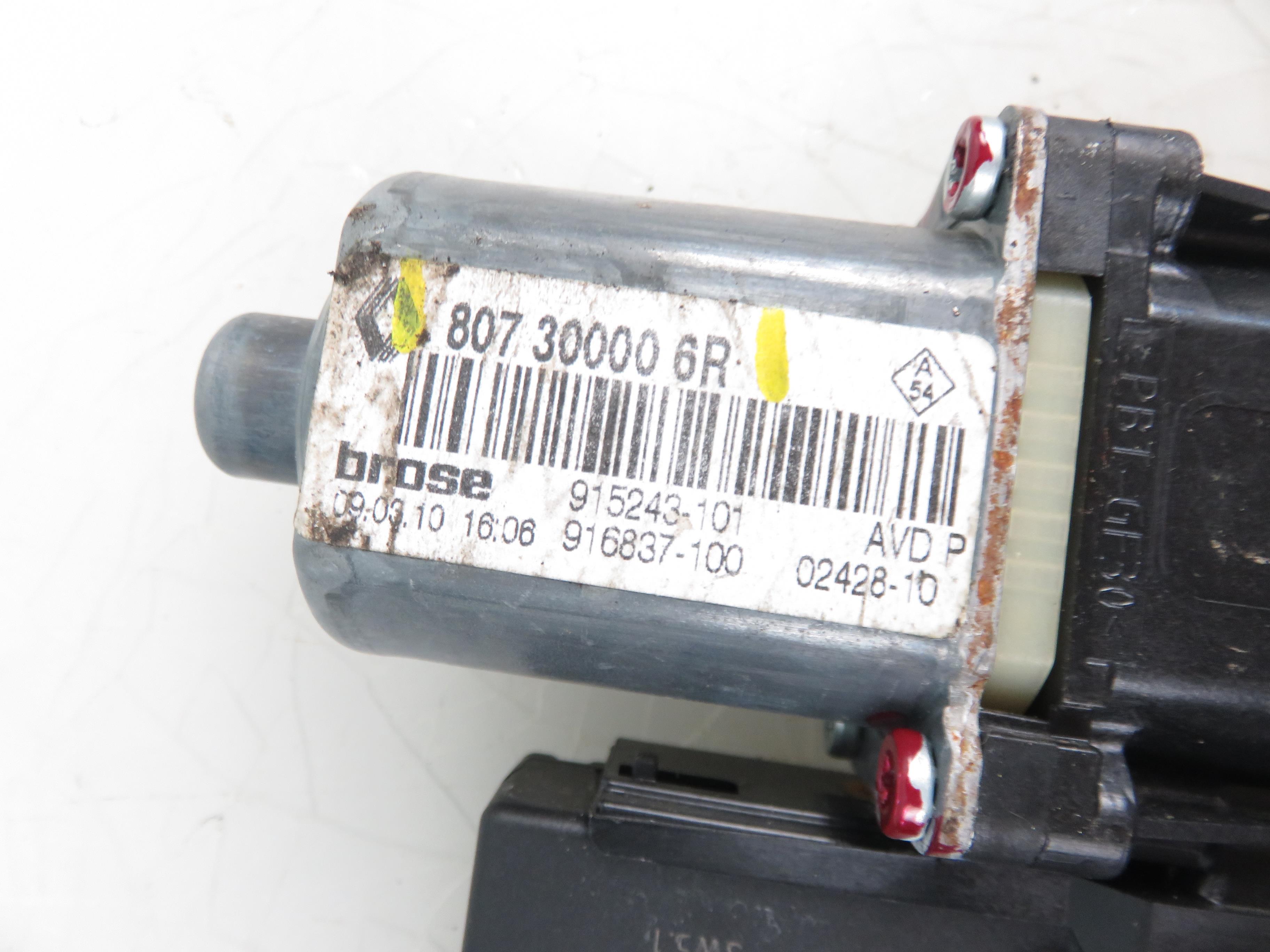 RENAULT Megane 3 generation (2008-2020) Motor de control geam ușă dreapta față 807300006R 22151408