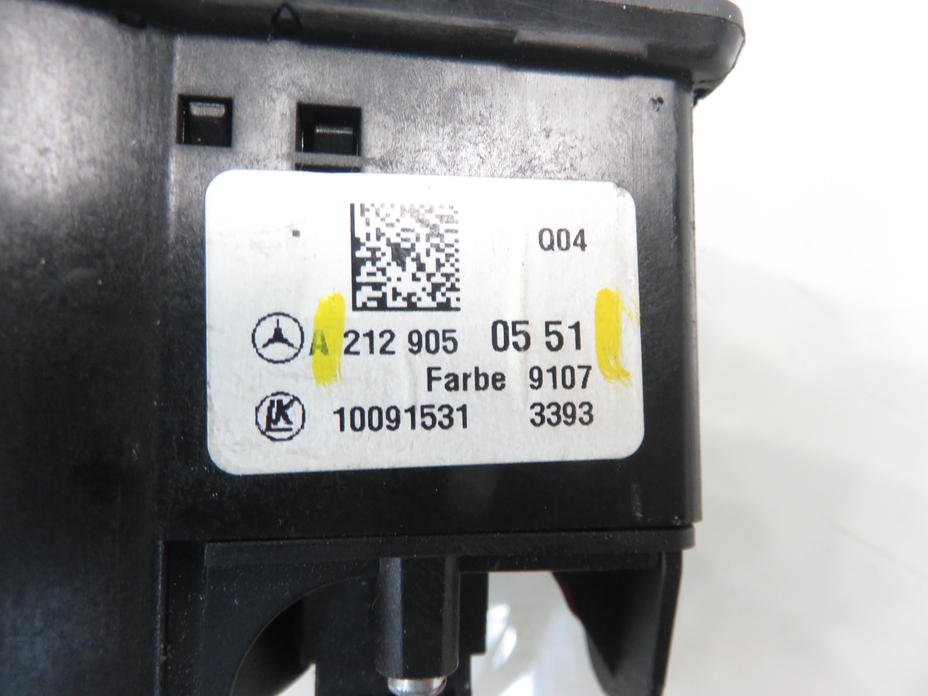 MERCEDES-BENZ CLA-Class C117 (2013-2016) Unitate de control comutator faruri 2129050551 22398795