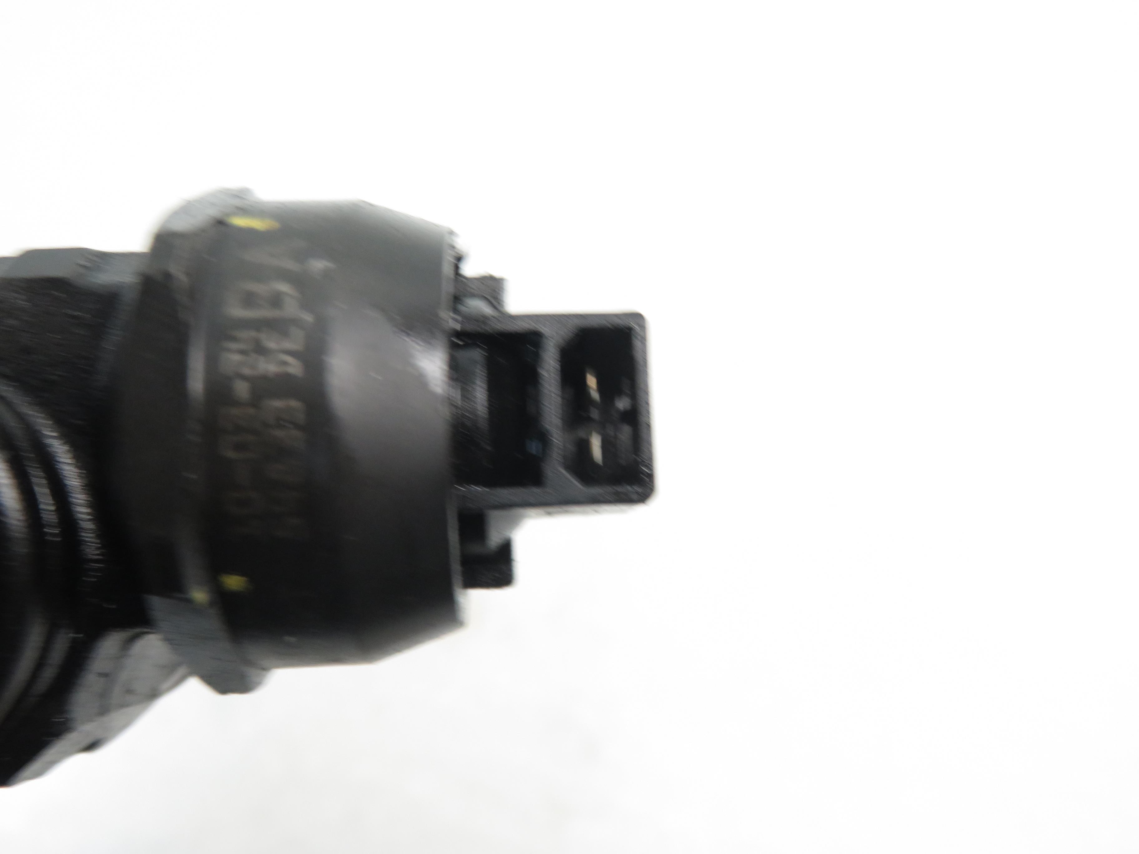 SEAT Ibiza 3 generation (2002-2008) Injecteur d'huile 038130073AG, 0414720215 22604617